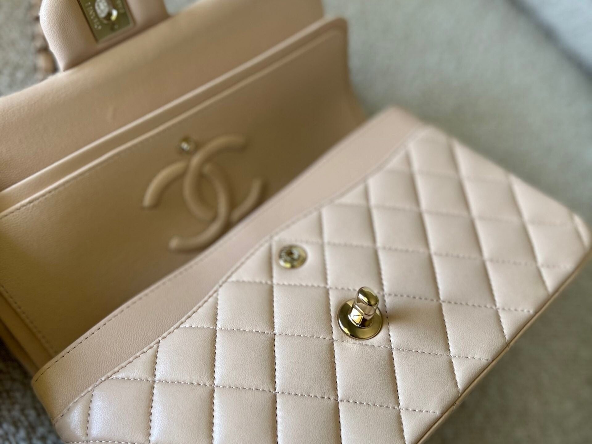 CHANEL Handbag Light Beige Lambskin Quilted Classic Double Flap Small Light Gold Hardware - Redeluxe