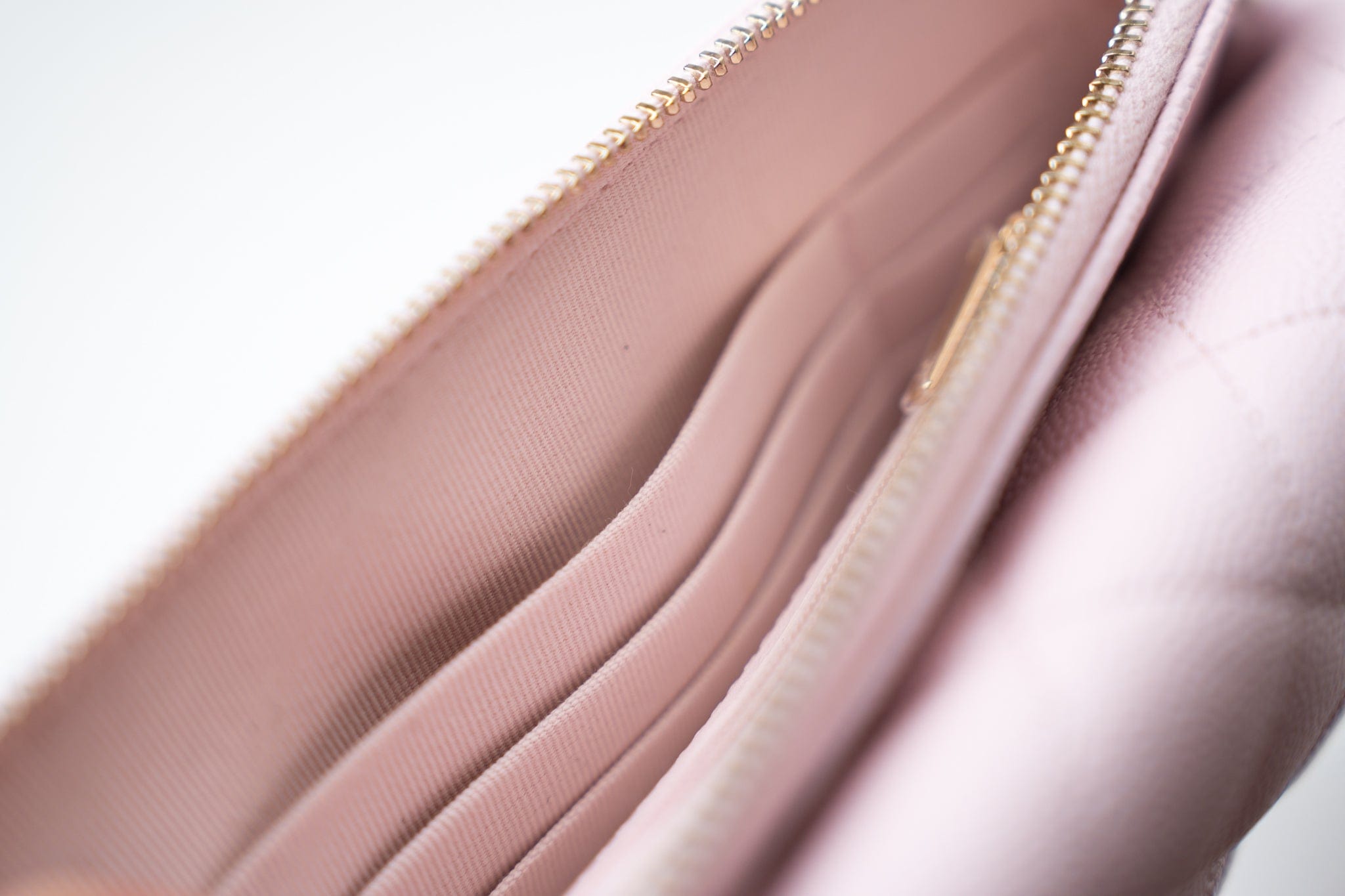 CHANEL Handbag Pink 22P Light Pink Caviar Quilted Flap Phone Holder with Classic Chain LGHW - Redeluxe
