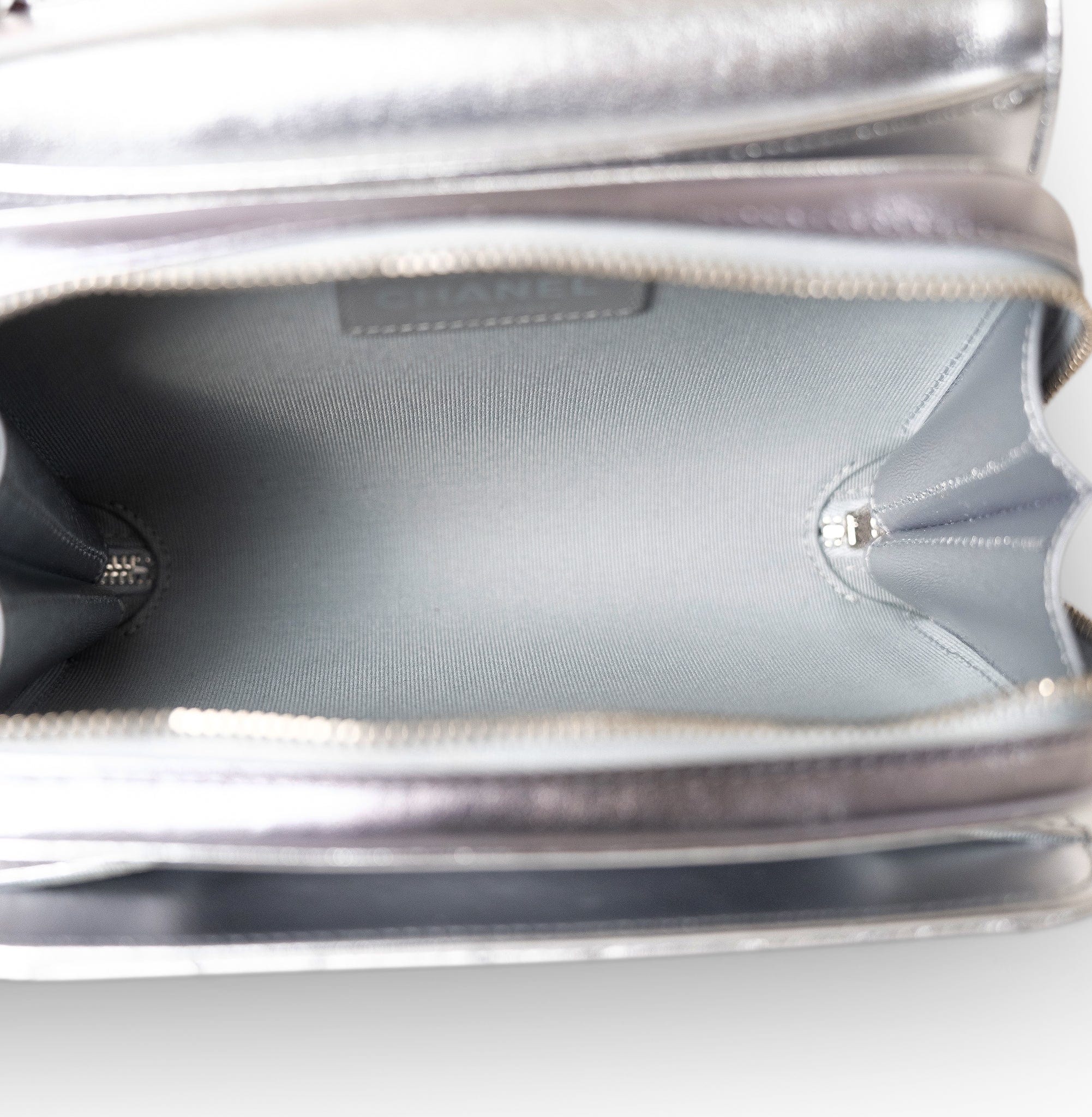 Wallet shoulder bag／silver GORGLITTER Women's Silver Mini Crossbody Purse Metallic Y2K