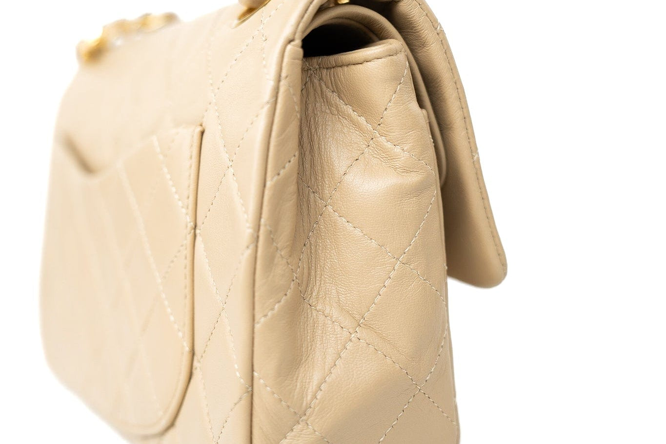 CHANEL Handbag Vintage Beige Lambskin Quilted Classic Flap Small Gold Hardware - Redeluxe