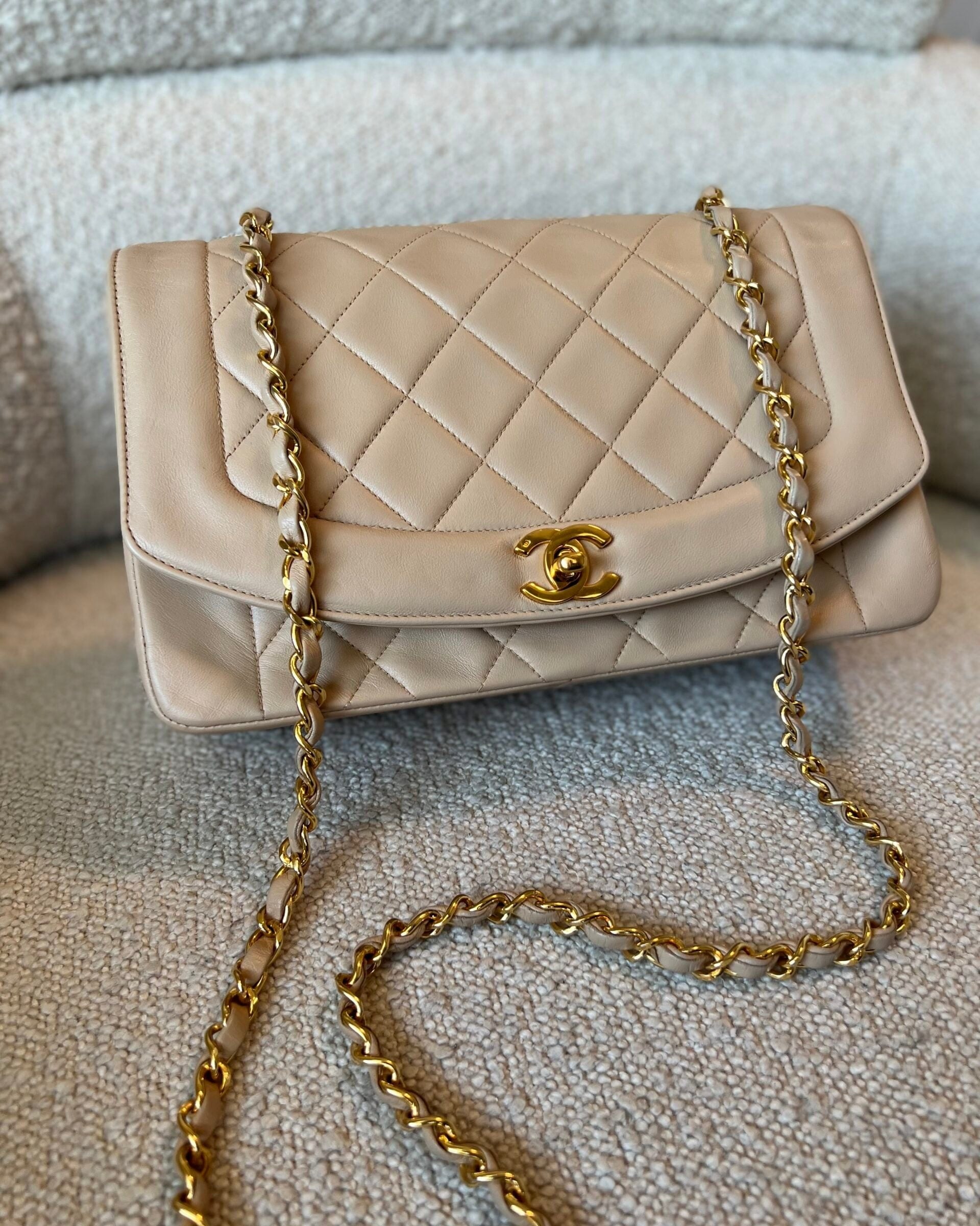 CHANEL Handbag Vintage Beige Lambskin Quilted Medium Diana Flap Gold Hardware - Redeluxe