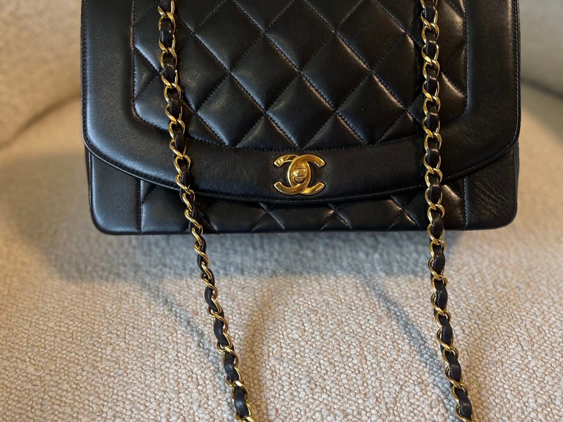 CHANEL Handbag Vintage Black Lambskin Quilted Medium Diana Flap GHW - Redeluxe