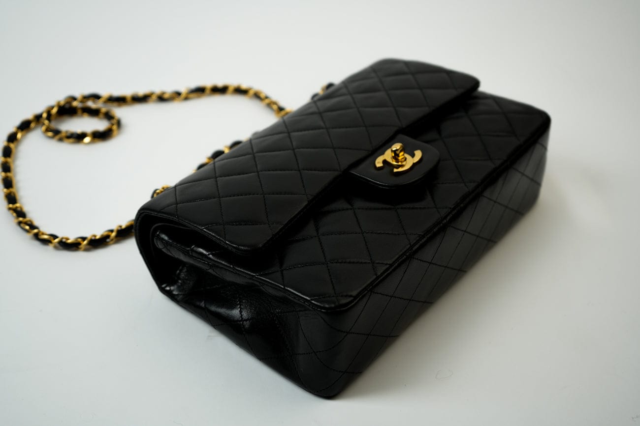 CHANEL Handbag Vintage Black Medium Lambskin Quilted Classic Flap GHW - Redeluxe