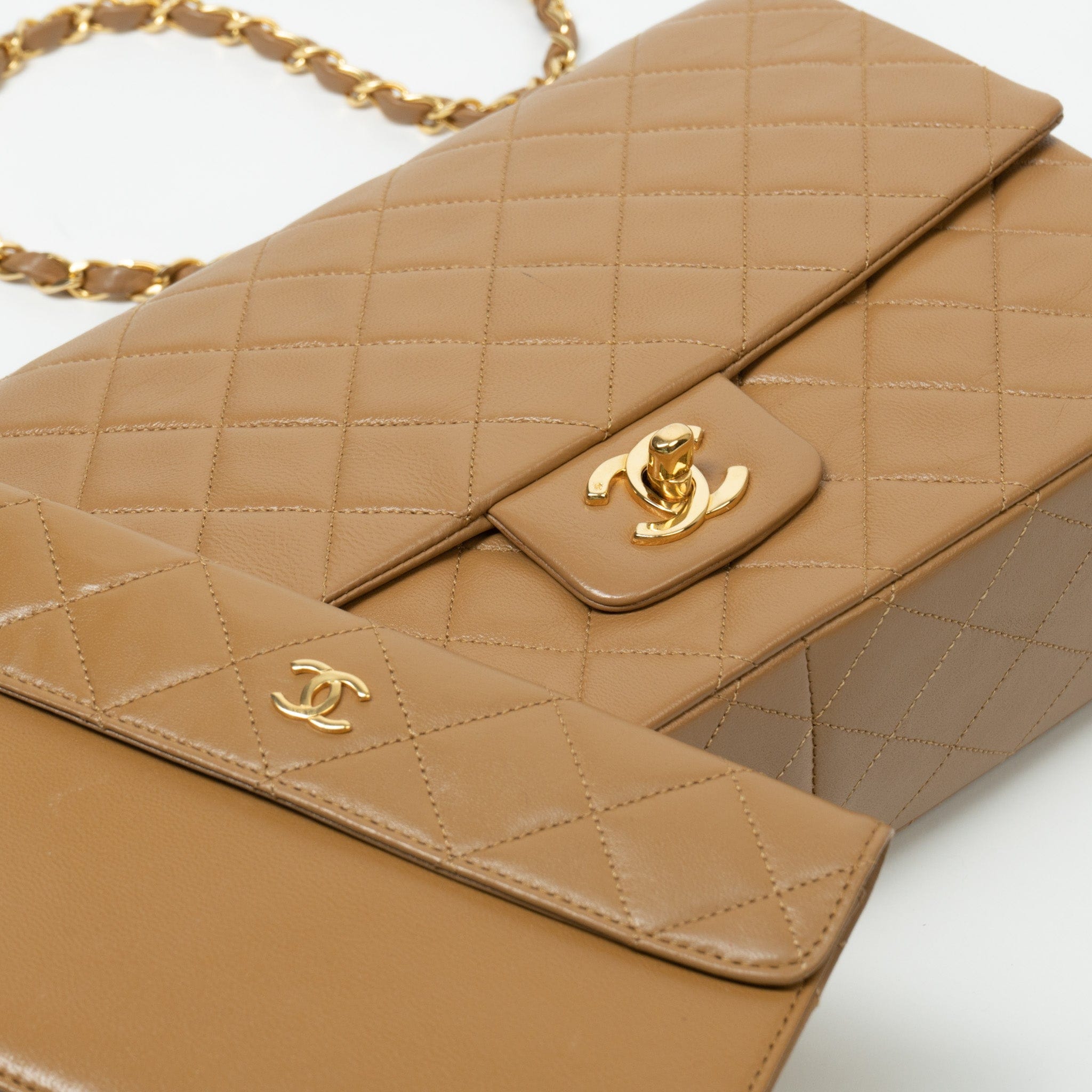 CHANEL Handbag Vintage Caramel Lambskin Quilted Single Flap Medium with Gold Hardware - Redeluxe