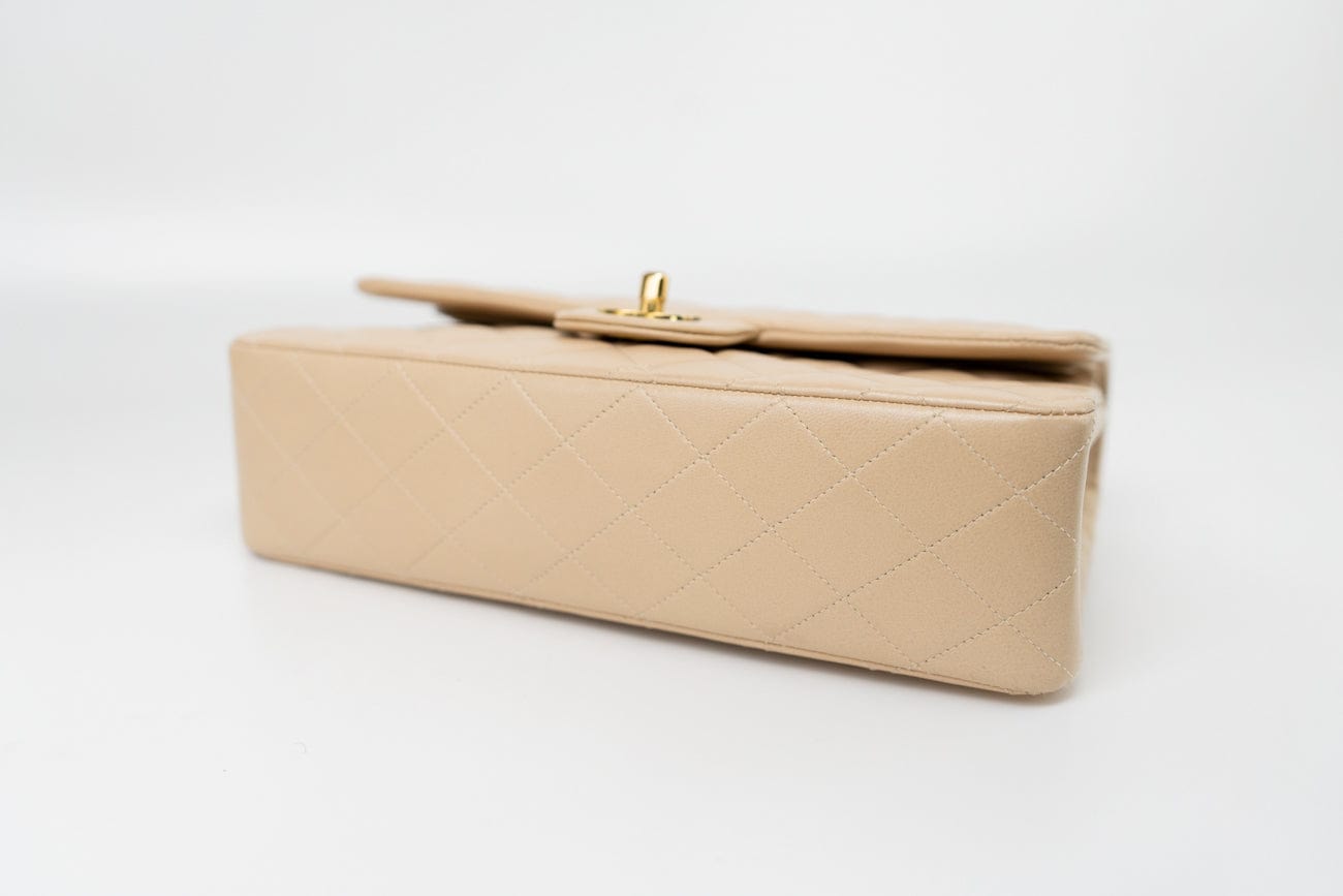 CHANEL Handbag Vintage Light Beige Lambskin Quilted Classic Flap Medium GHW - Redeluxe