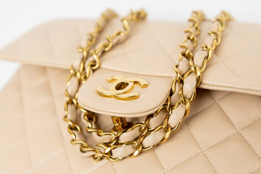 CHANEL Handbag Vintage Light Beige Lambskin Quilted Classic Flap Medium GHW - Redeluxe