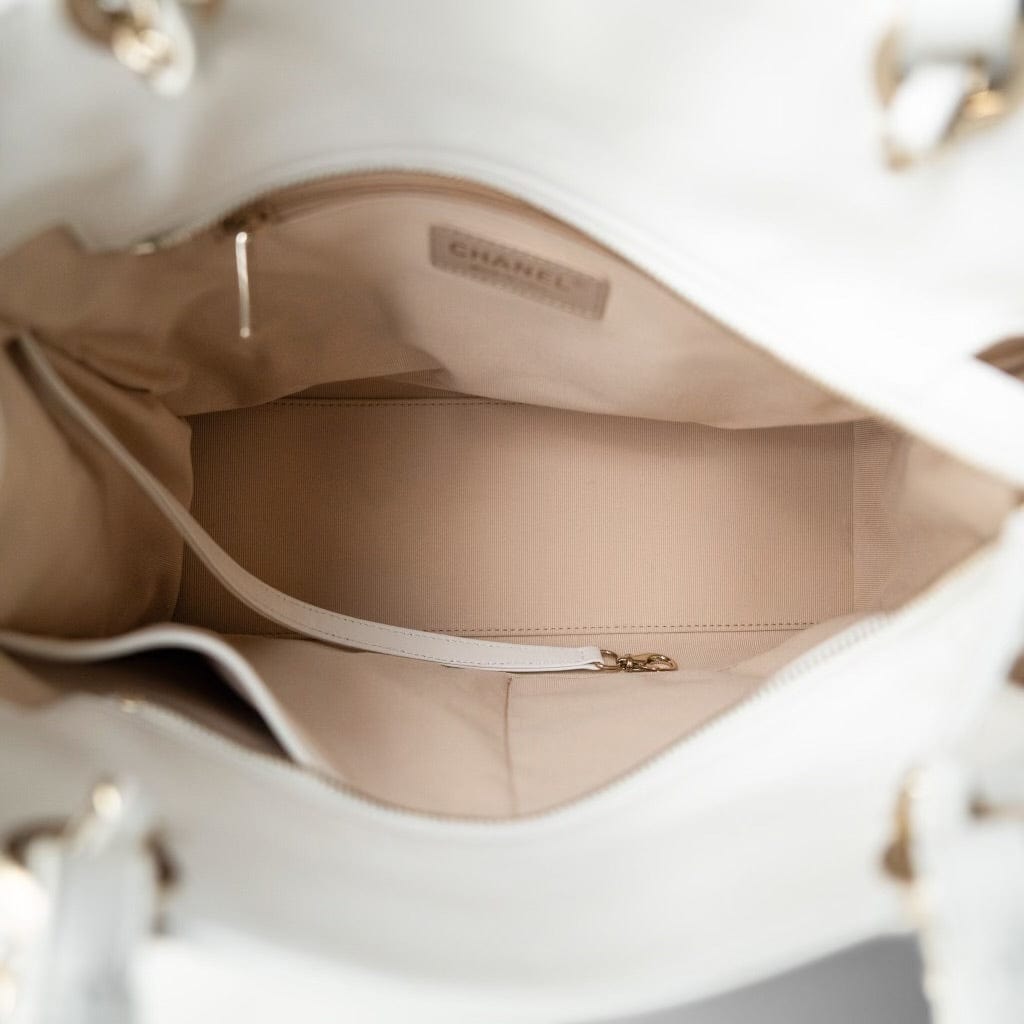 CHANEL Handbag White Chanel 22P Small White Zipped Shopping Bag - Redeluxe