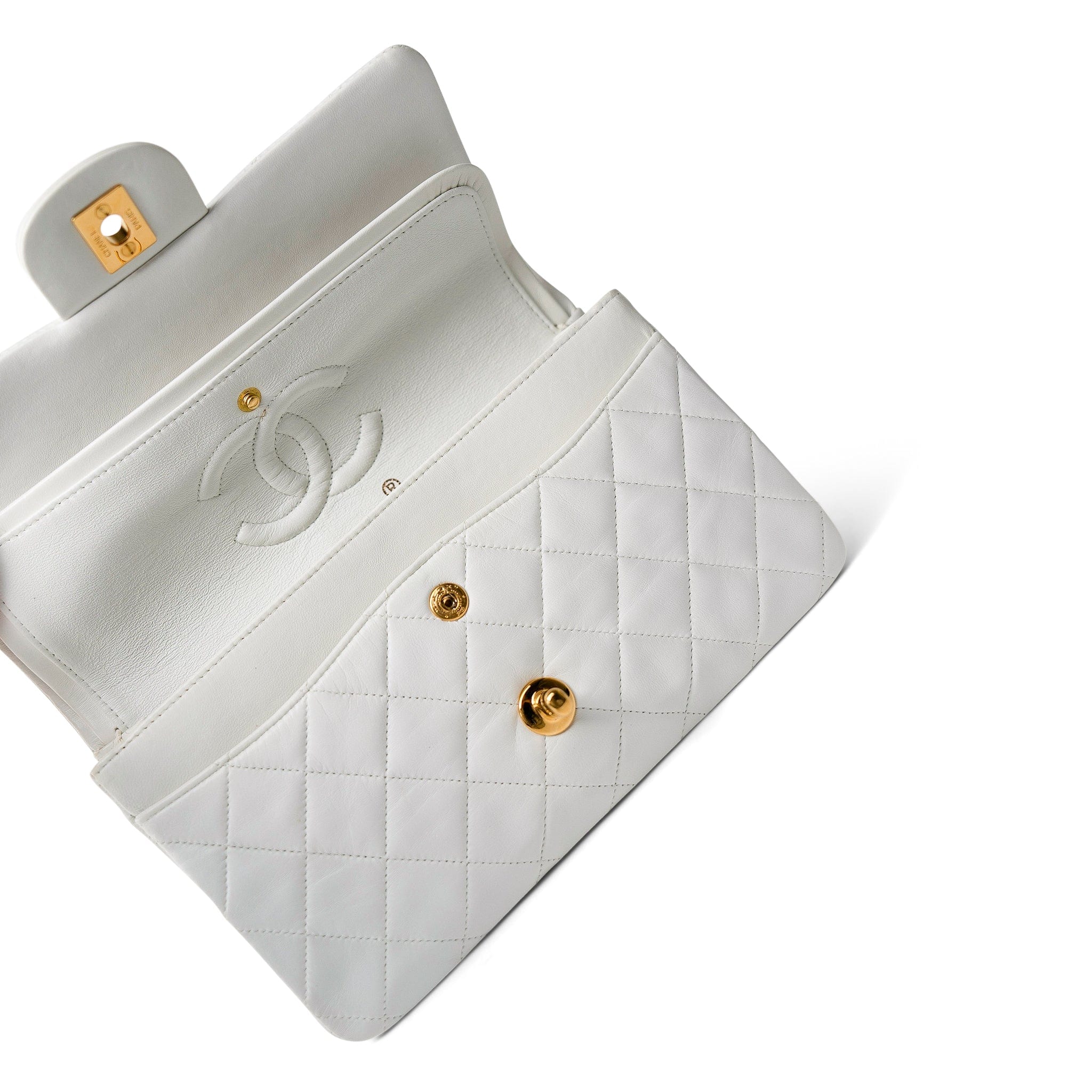 CHANEL Handbag White / Classic flap Vintage White Lambskin Quilted Classic Flap Small Gold Hardware - Redeluxe