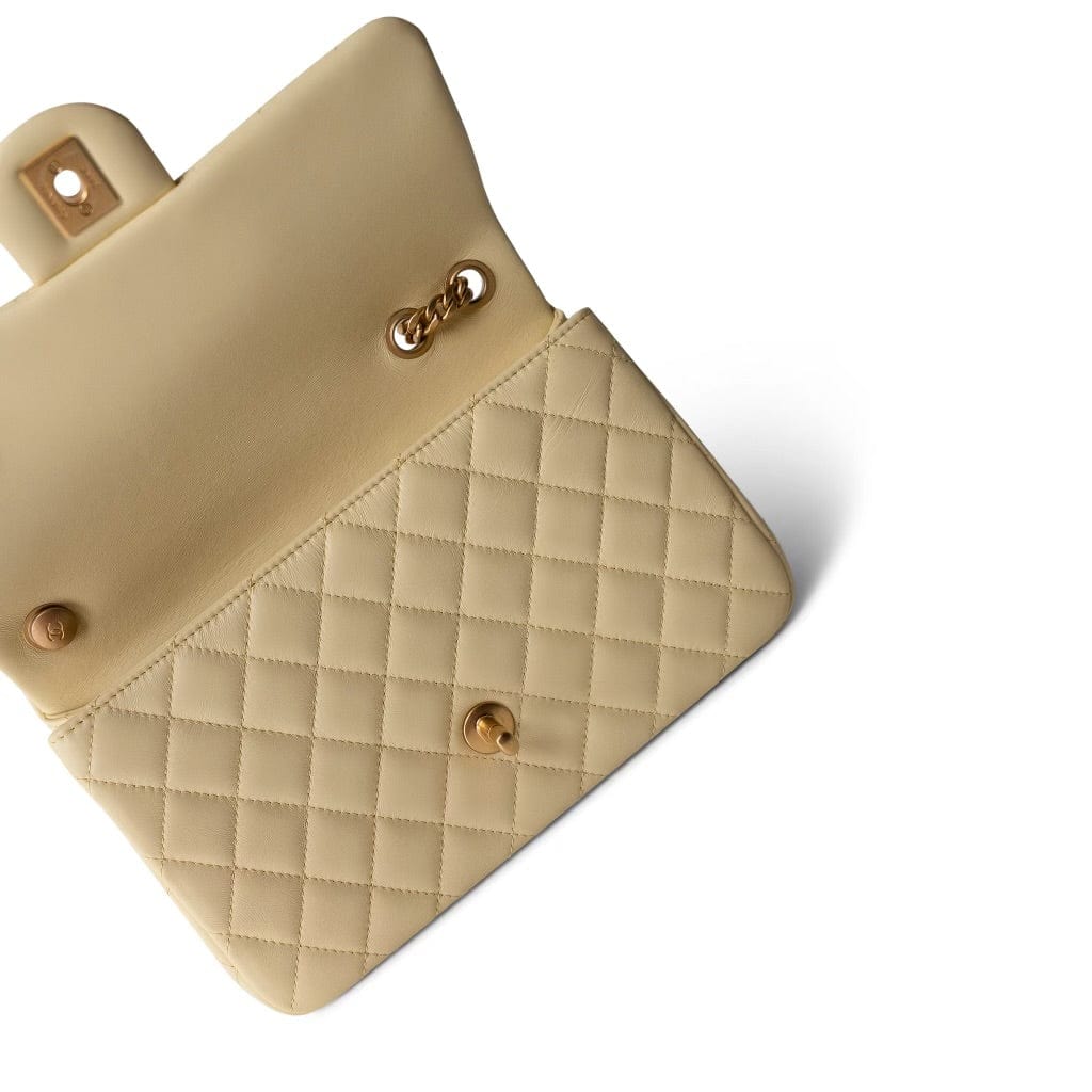 23S Light Yellow Lambskin Quilted Sweet Camelia Medium Single Flap