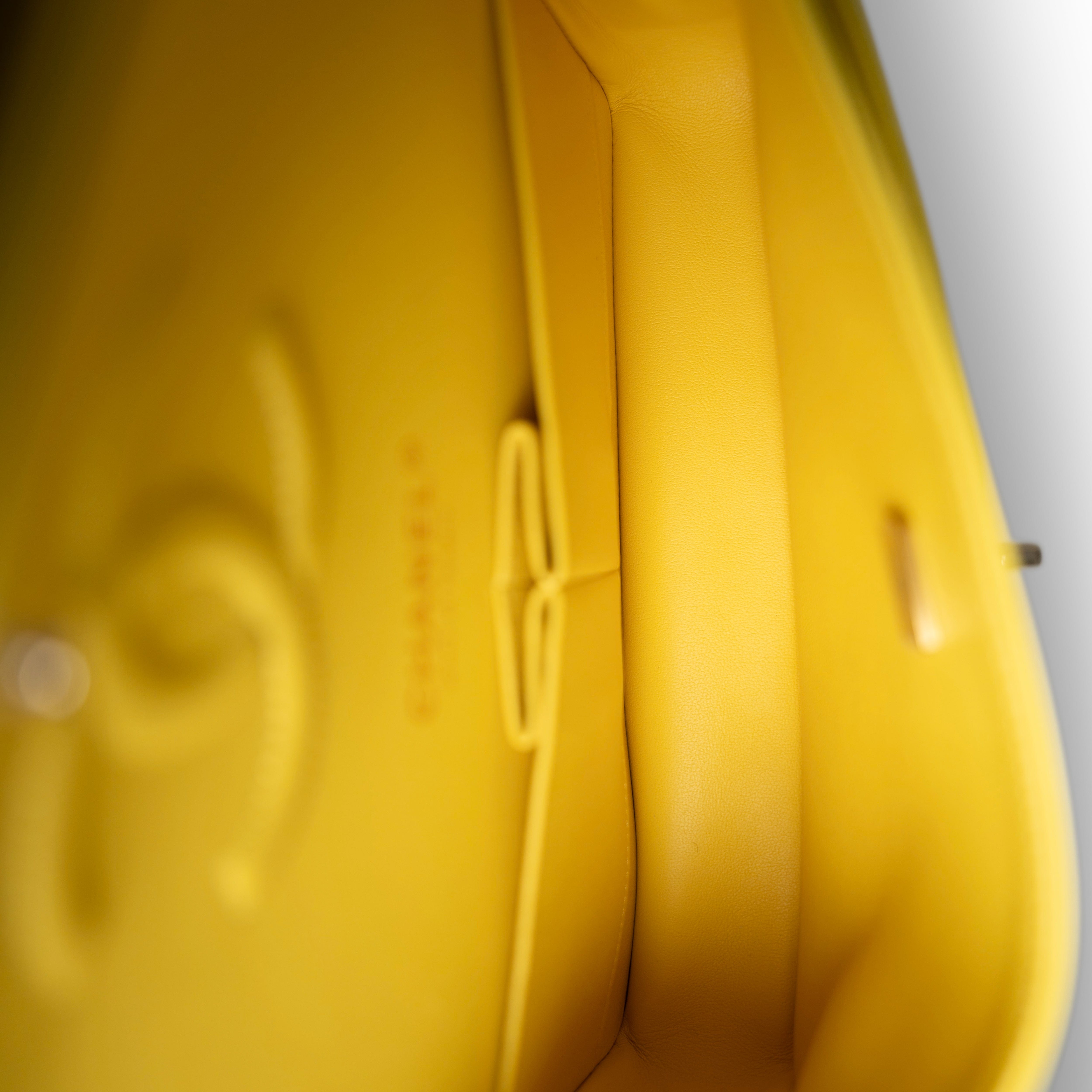CHANEL Handbag YELLOW Yellow Caviar Quilted Classic Flap Medium Light Gold Hardware - Redeluxe