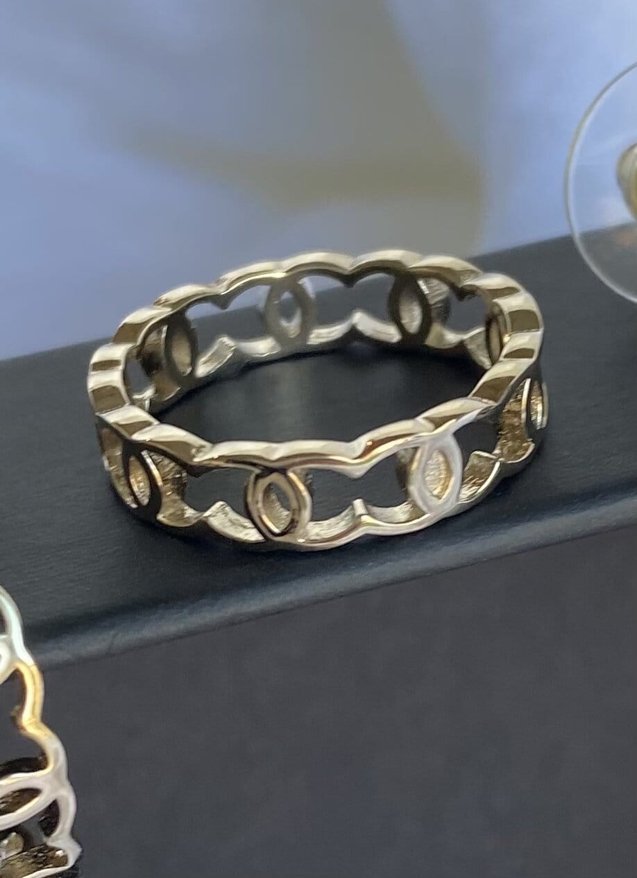 Metal CC Ring Golden – REDELUXE