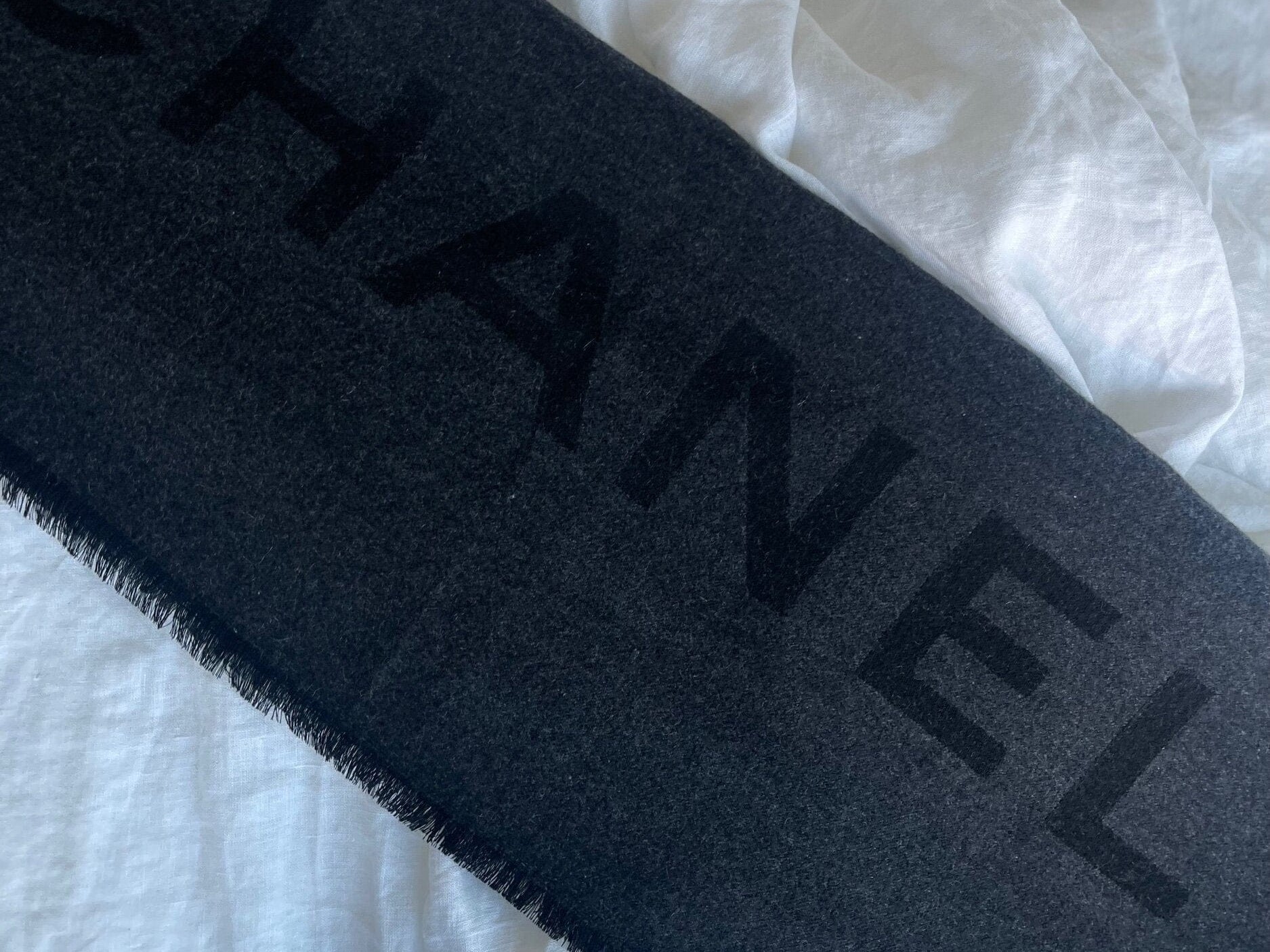 CHANEL Scarf Black Chanel Cashmere Scarf - Black - Redeluxe