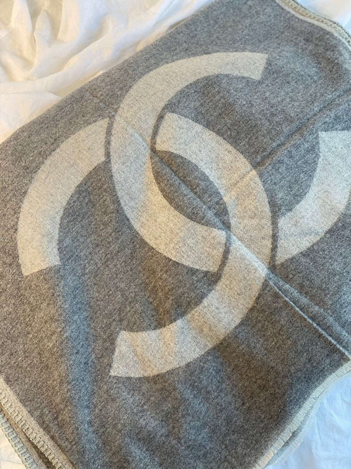CHANEL Scarf Grey Chanel Cashmere Scarf - Grey - Redeluxe
