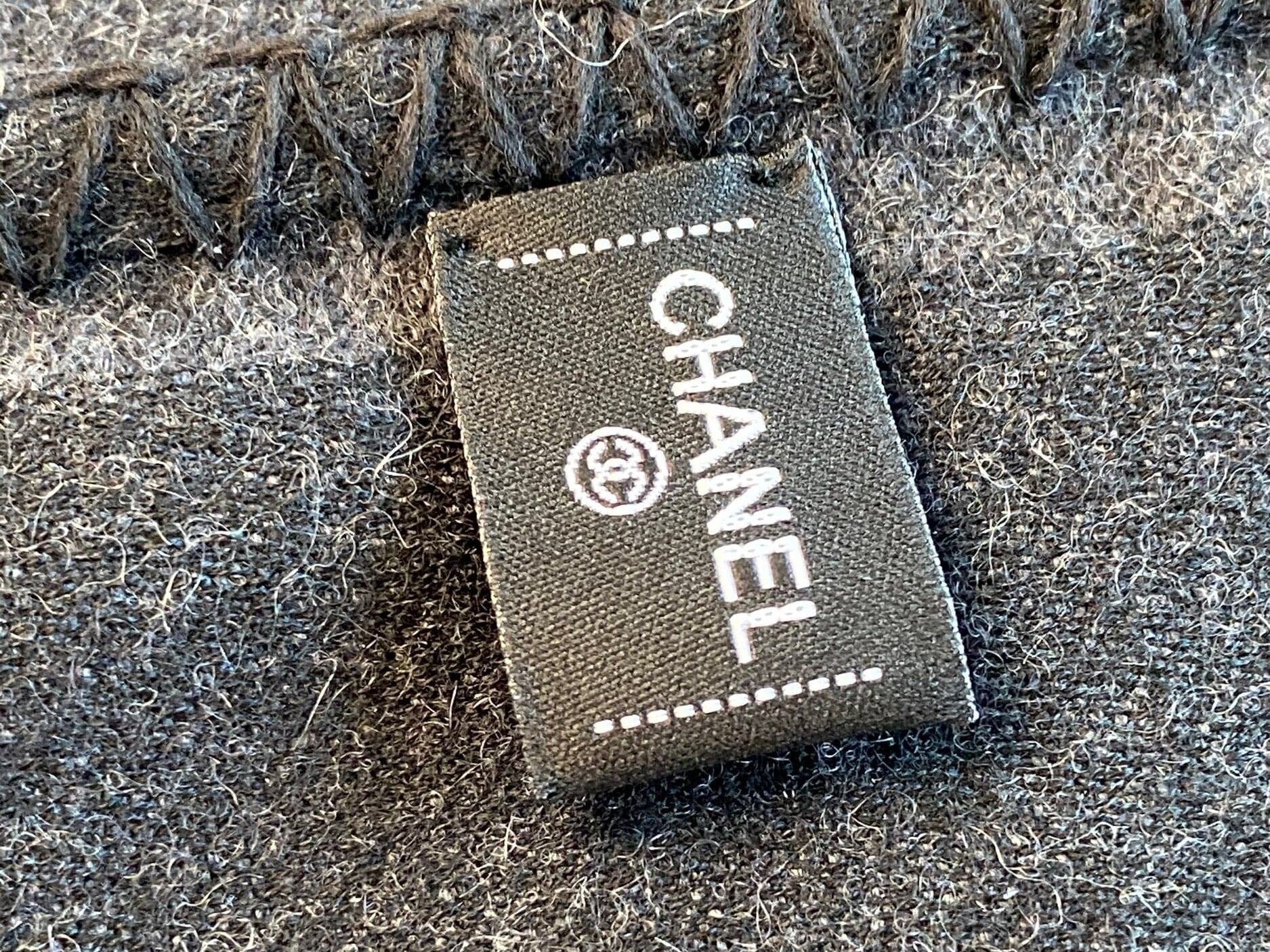 CHANEL Scarf Grey Chanel Cashmere Scarf - Grey - Redeluxe