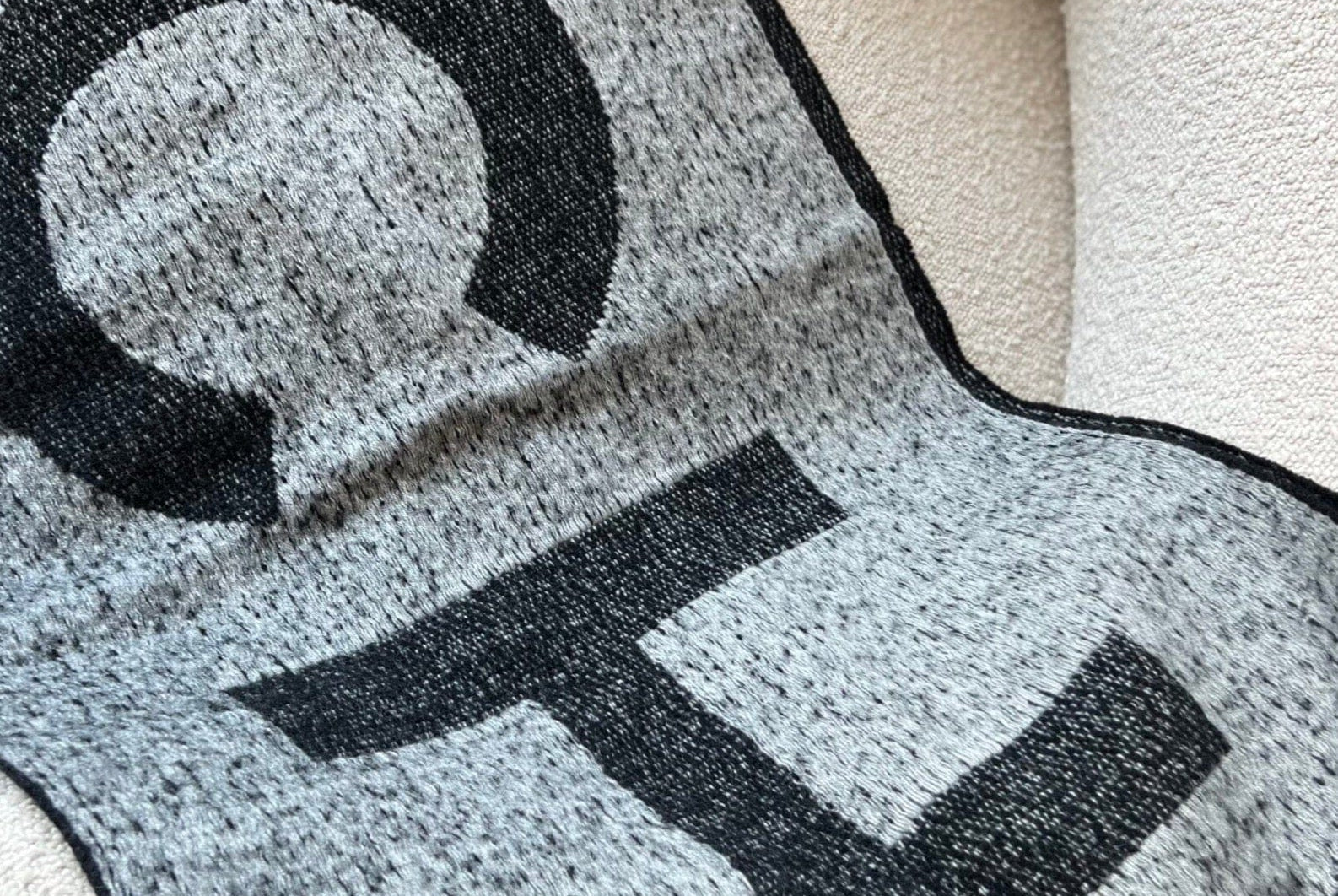 CHANEL Scarf Grey Chanel CC Cashmere Grey/Black Scarf - Redeluxe