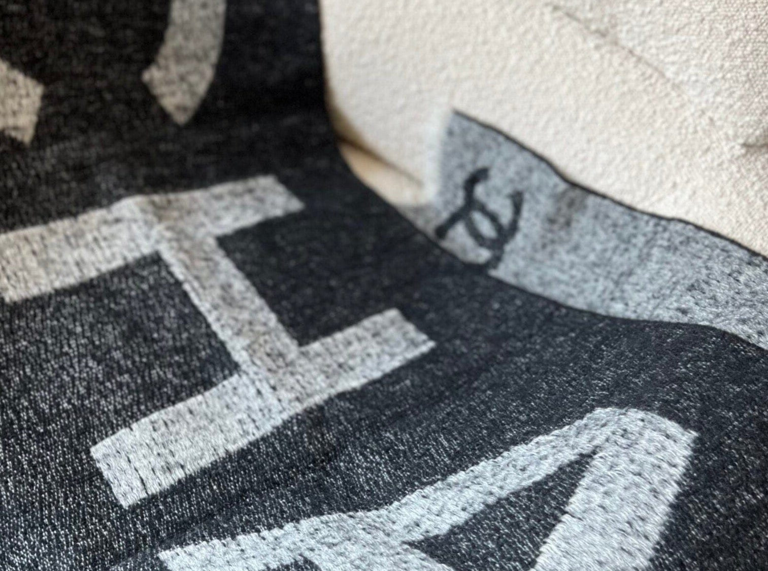CHANEL Scarf Grey Chanel CC Cashmere Grey/Black Scarf - Redeluxe