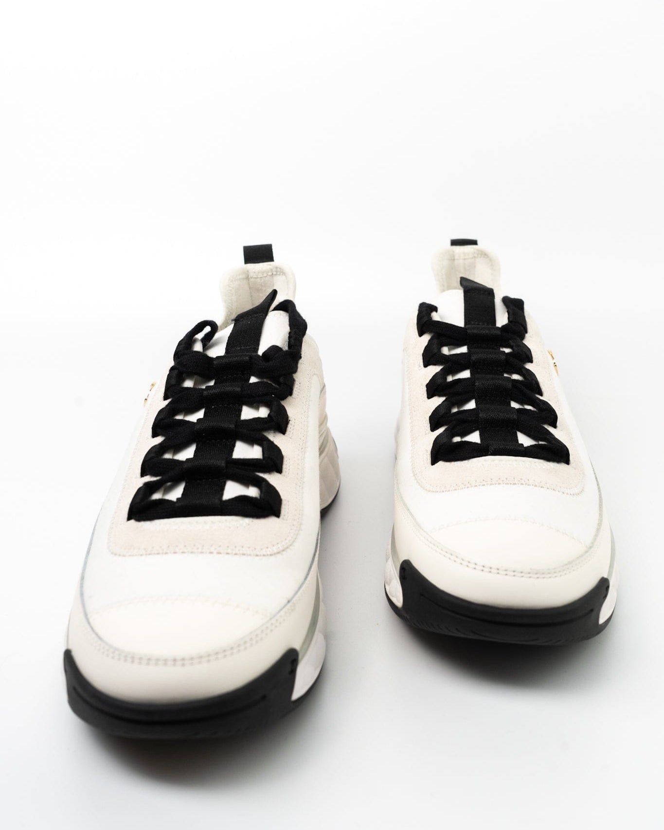 CHANEL Sneakers White Chanel Fabric Calfskin Suede CC Sneakers White ( Size 39.5) - Redeluxe