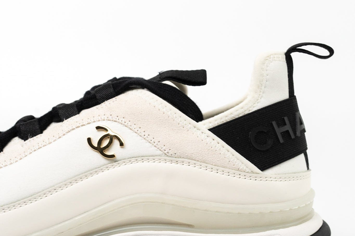 CHANEL Sneakers White Chanel Fabric Calfskin Suede CC Sneakers White ( Size 39.5) - Redeluxe