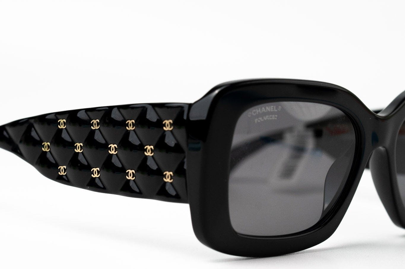 CHANEL Sunglasses Black Black CC Sunglasses 5483-A gold cc - Redeluxe