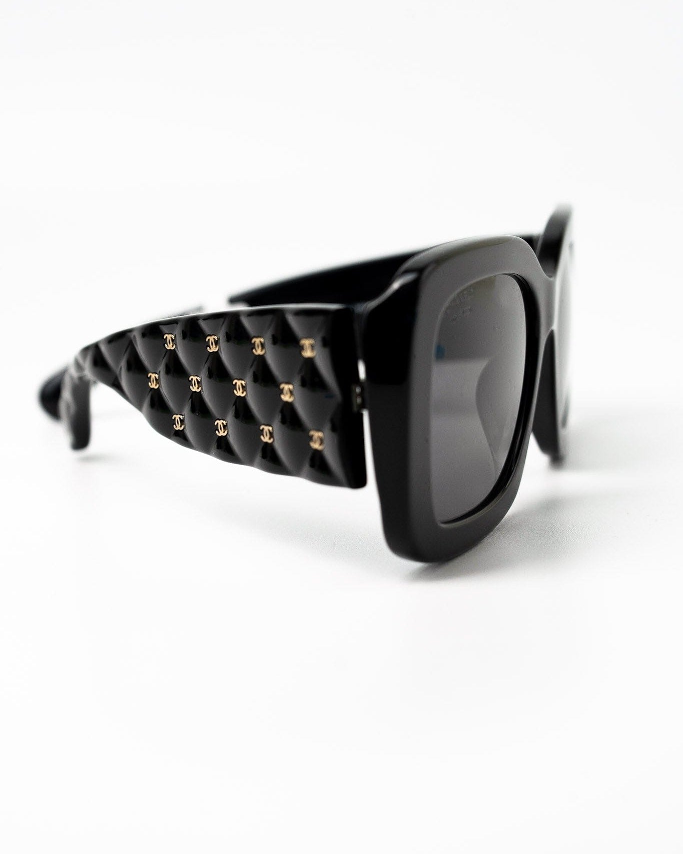 CHANEL Sunglasses Black Black CC Sunglasses 5483-A gold cc - Redeluxe
