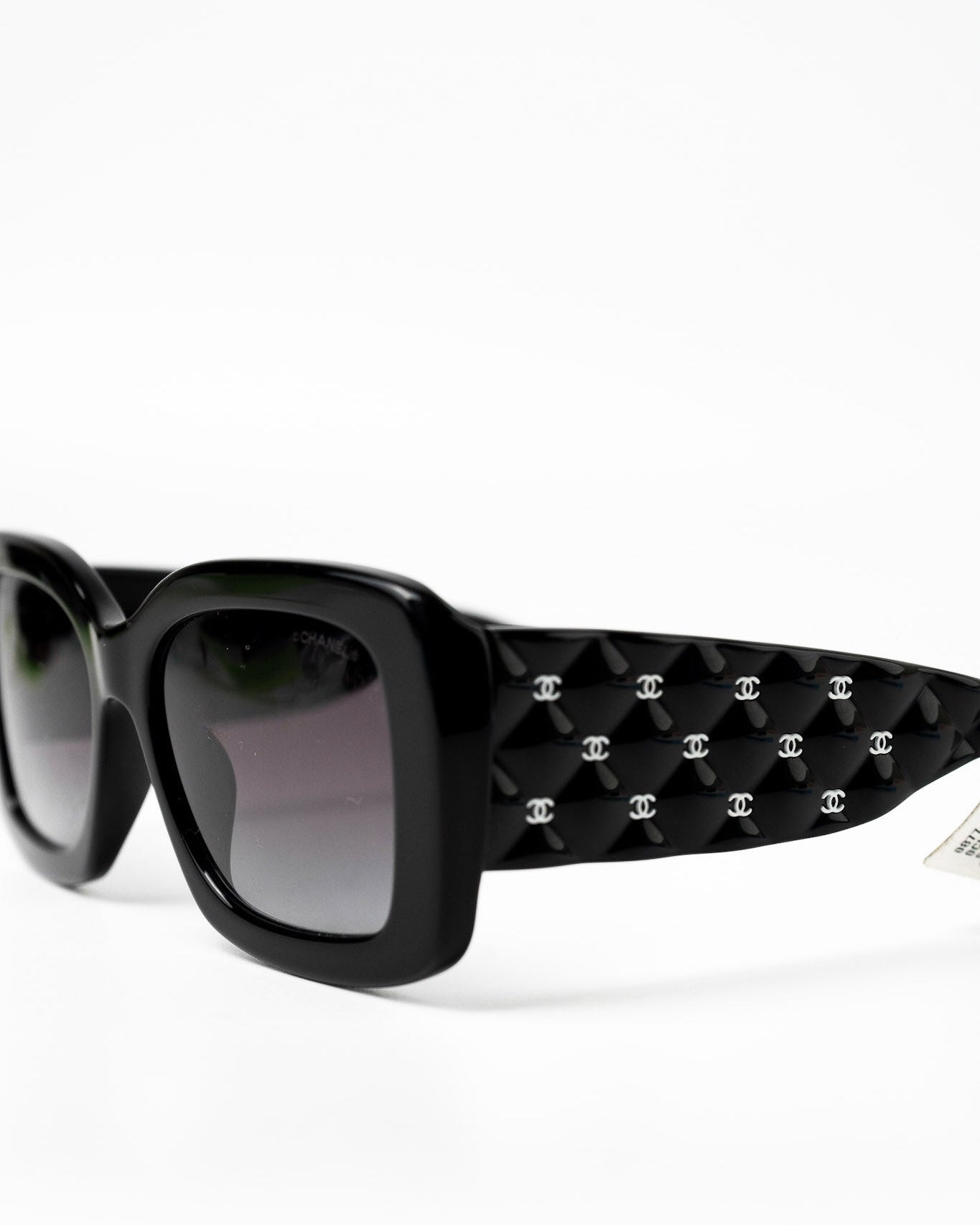 CHANEL Sunglasses Black Black CC Sunglasses 5483-A - Redeluxe