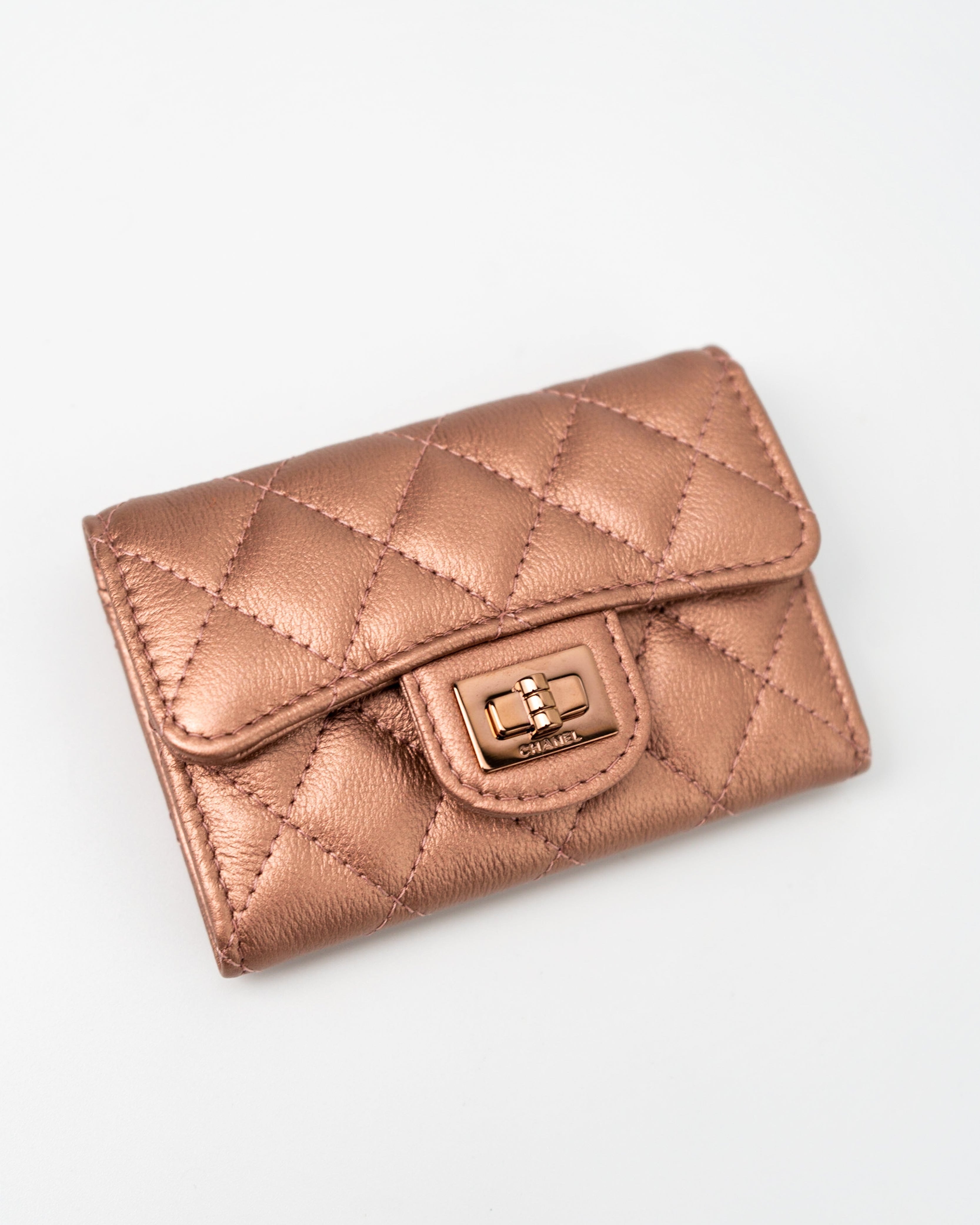 CHANEL Wallet 21A Copper (Rose Gold) 2.55 Flap Card Holder - Redeluxe