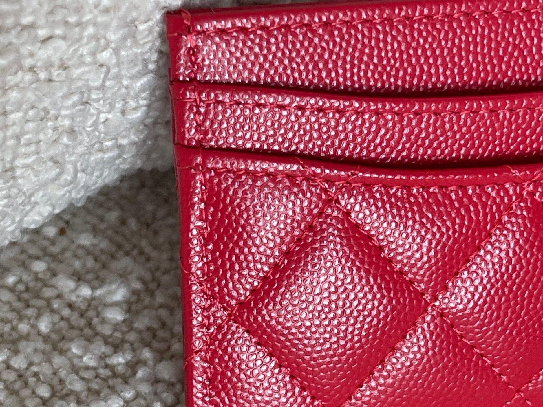 CHANEL Wallet 22S Red Caviar Quilted Card Holder LGHW - Redeluxe