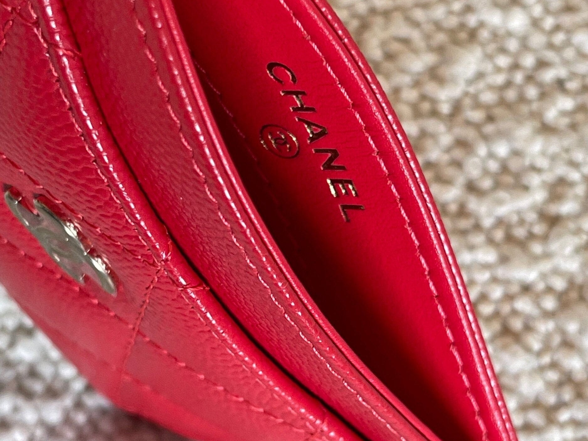 CHANEL Wallet 22S Red Caviar Quilted Card Holder LGHW - Redeluxe