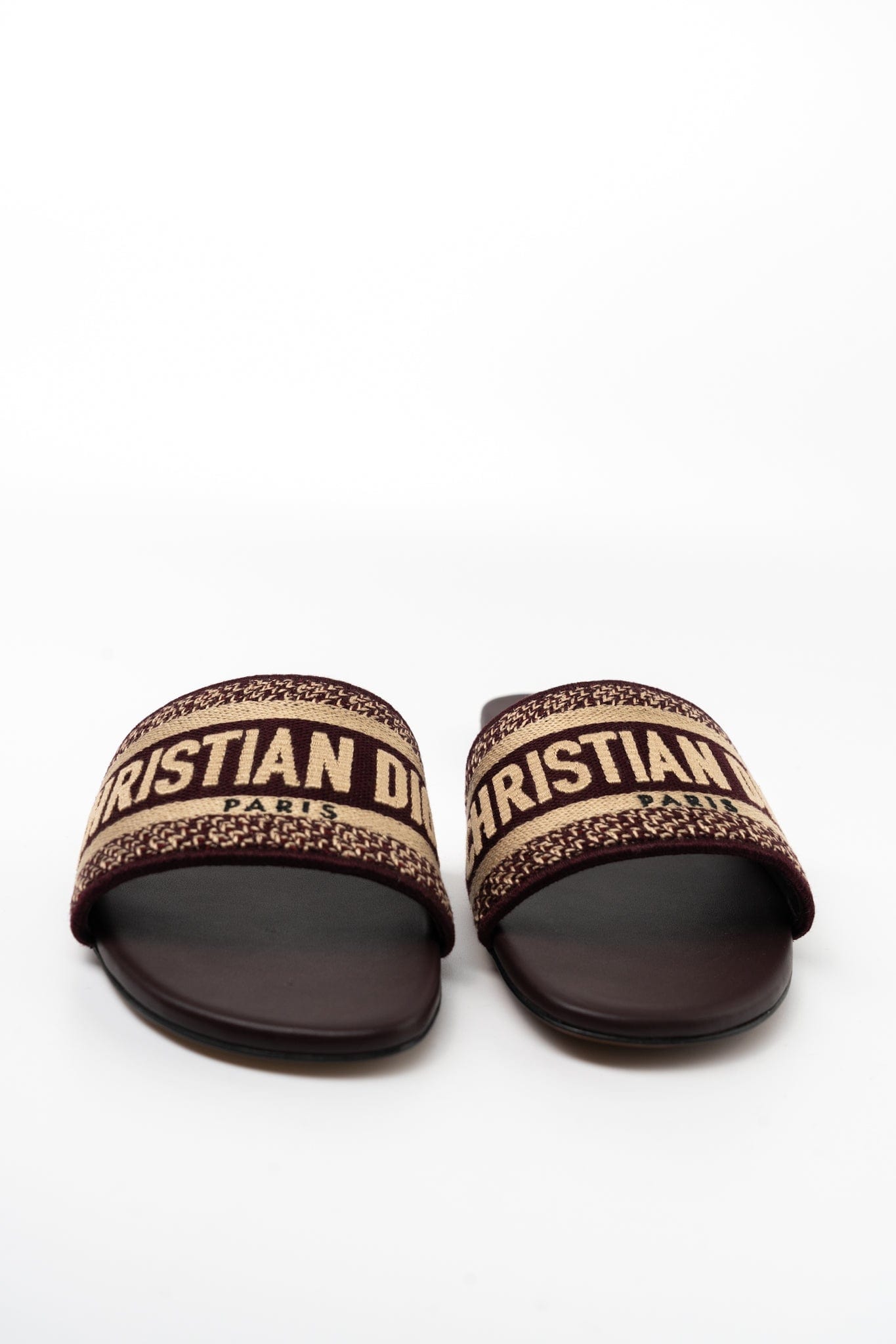 Dior DWAY ミュール サンダル クリスチャンディオール 36 23cm Buy Luxury Christian Dior Canvas Embroidered Dway Mules