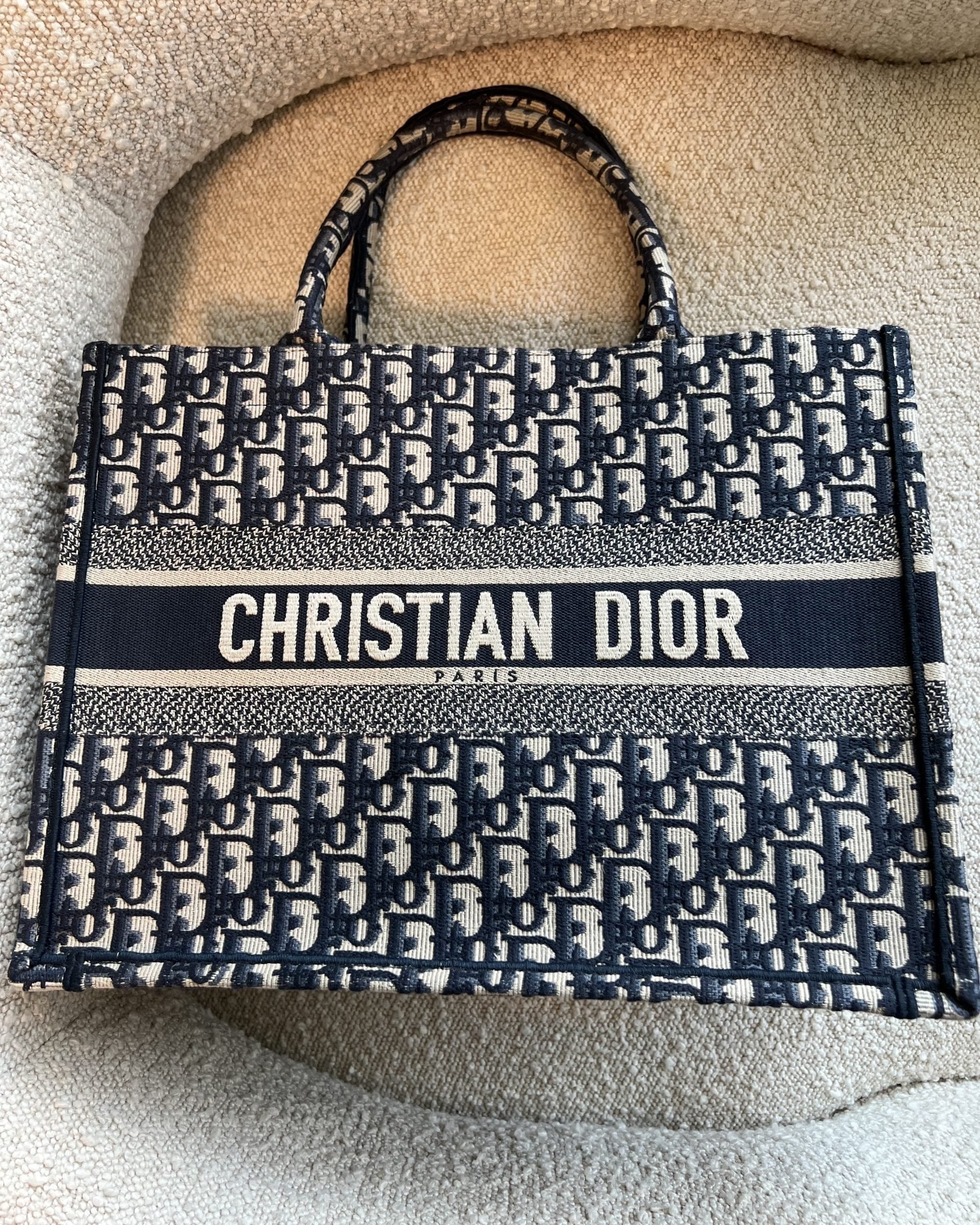 Christian Dior Tote Dior Blue Book Tote Oblique Medium - Redeluxe
