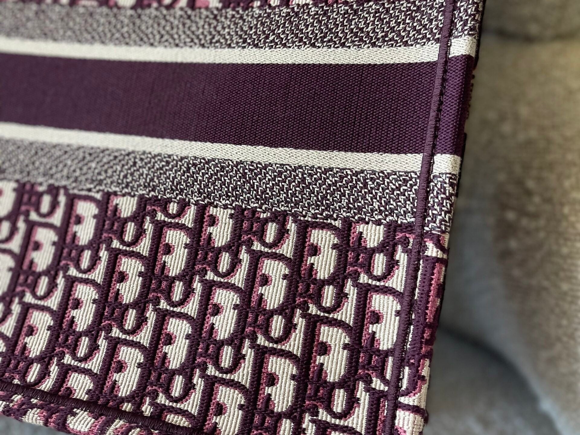 Christian Dior Tote Dior Burgundy Book Tote Medium - Redeluxe