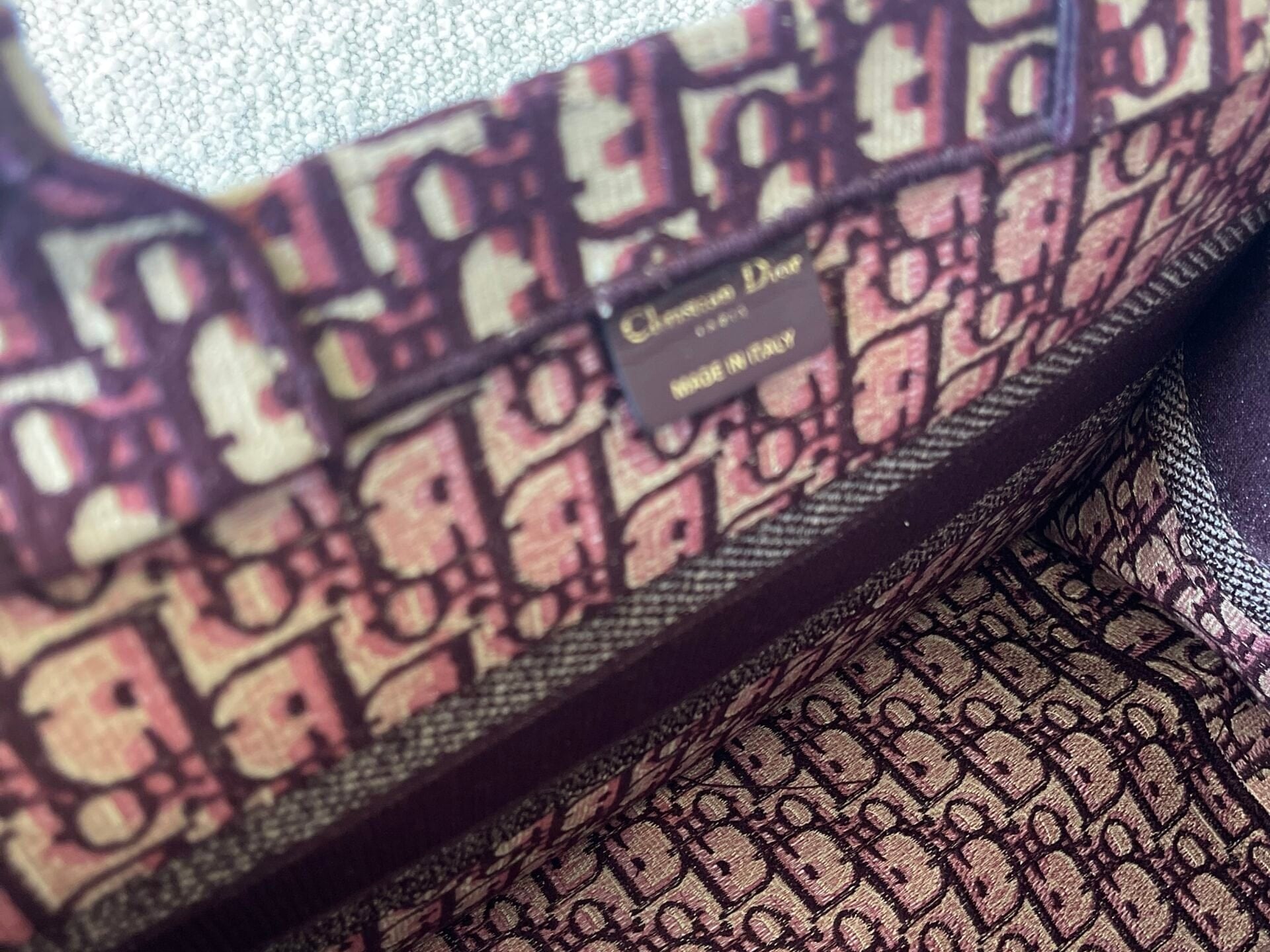 Christian Dior Tote Dior Burgundy Book Tote Medium - Redeluxe