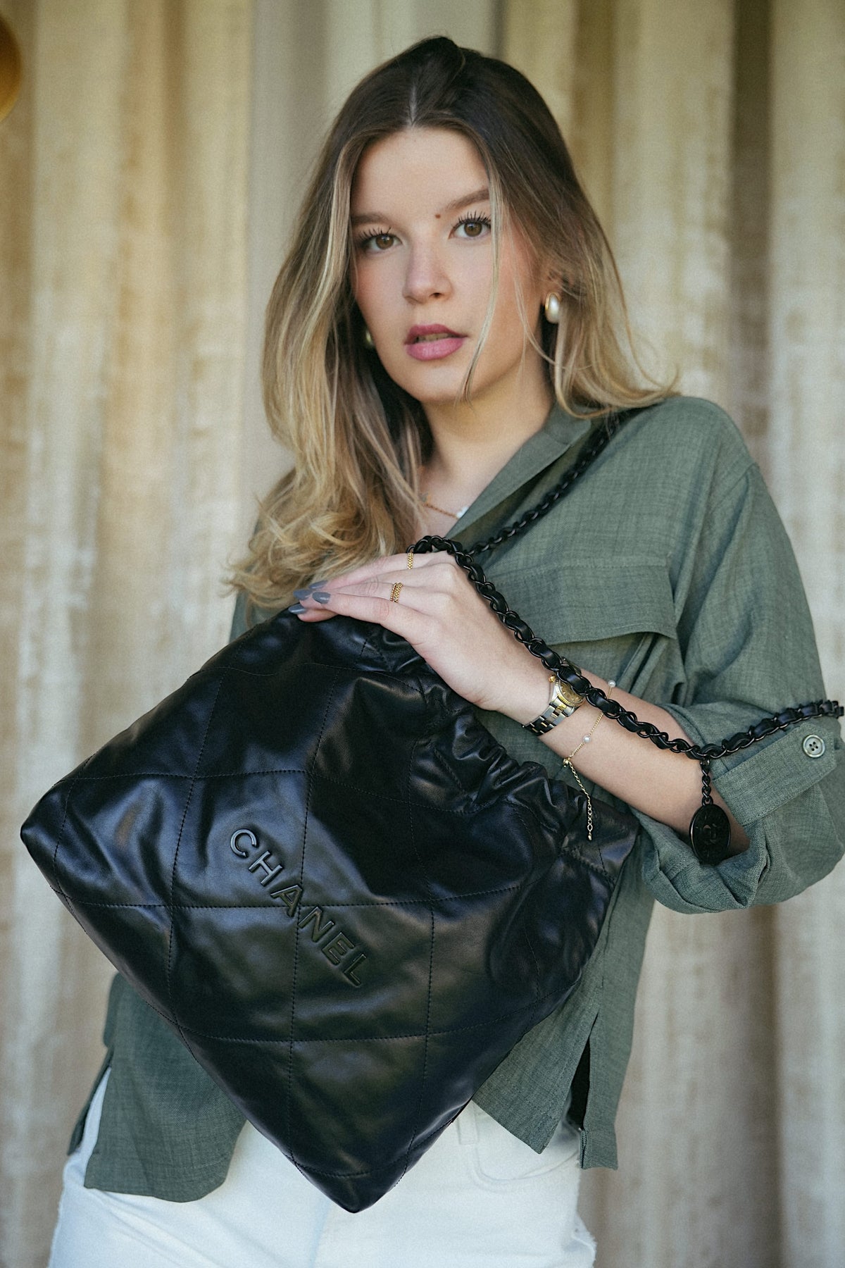 22K So Black Calfskin Quilted 22 Hobo Bag Small