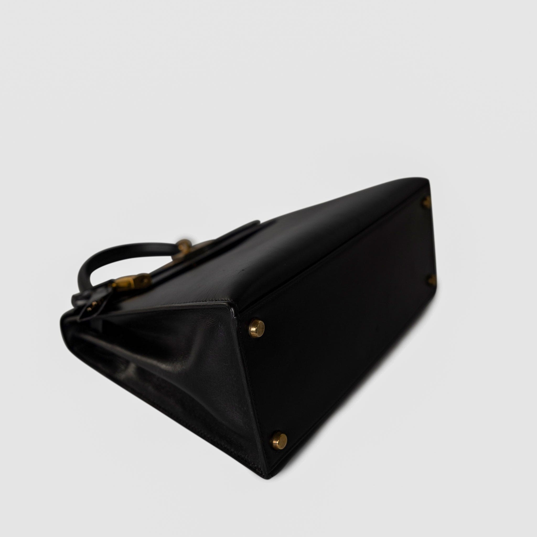 Hermes Handbag Black Kelly Sellier 28 Box Calfskin Gold Plated Hardware M Circle Stamp - Redeluxe
