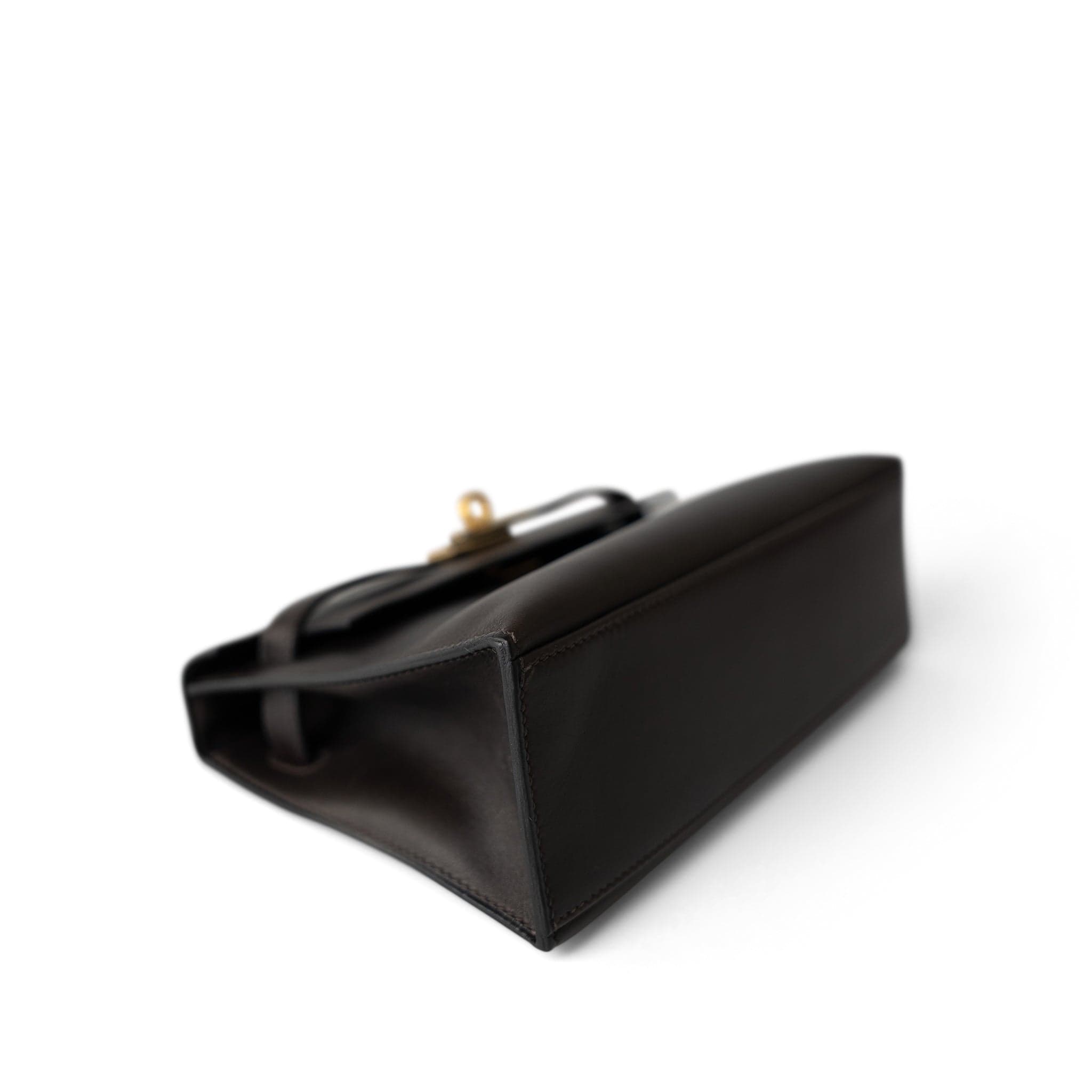 Hermes Handbag Brown / Kelly Kelly Pochette Ebene (Brown) Swift Leather Gold Plated Hardware H Square Stamp - Redeluxe
