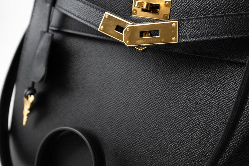 Hermes Handbag Hermes Kelly 28 Veau Epsom Leather Black with Gold Plated Hardware 2019 D - Redeluxe