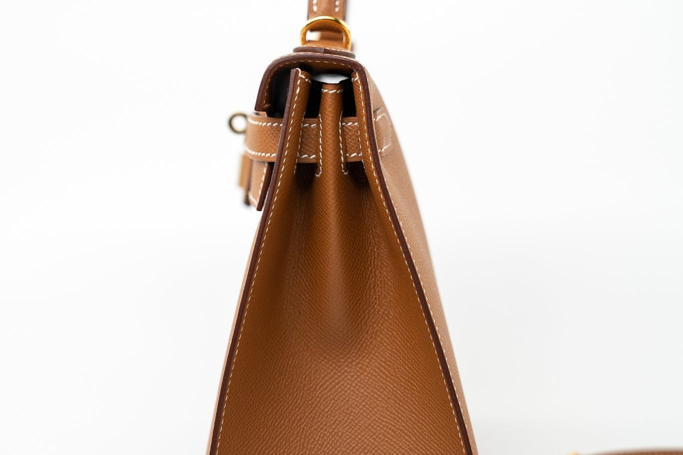Hermes Handbag Hermes Kelly Sellier 28 Veau Epsom Leather Gold with Gold Plated Hardware 2022 Z - Redeluxe