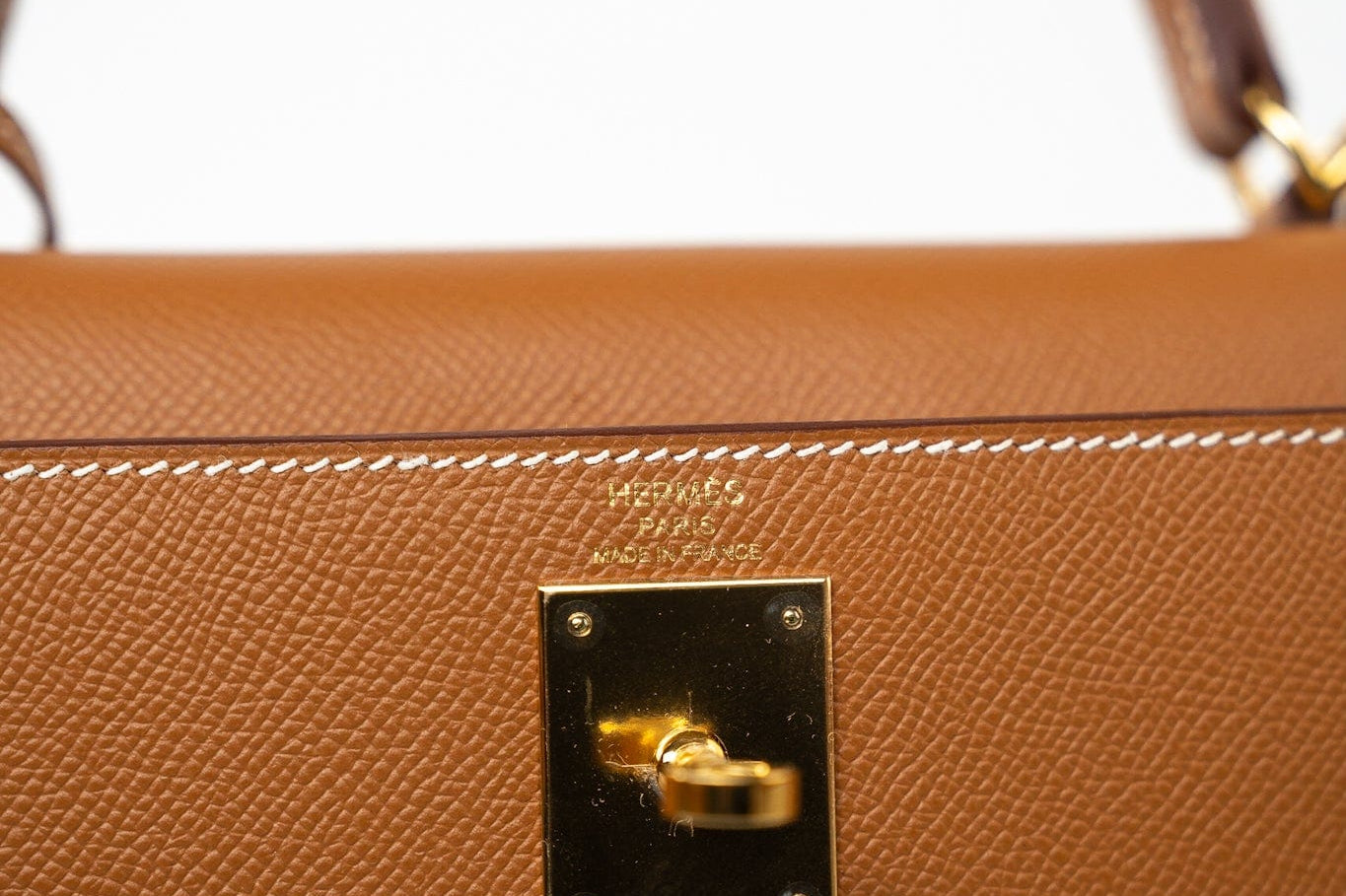 Hermes Handbag Hermes Kelly Sellier 28 Veau Epsom Leather Gold with Gold Plated Hardware 2022 Z - Redeluxe