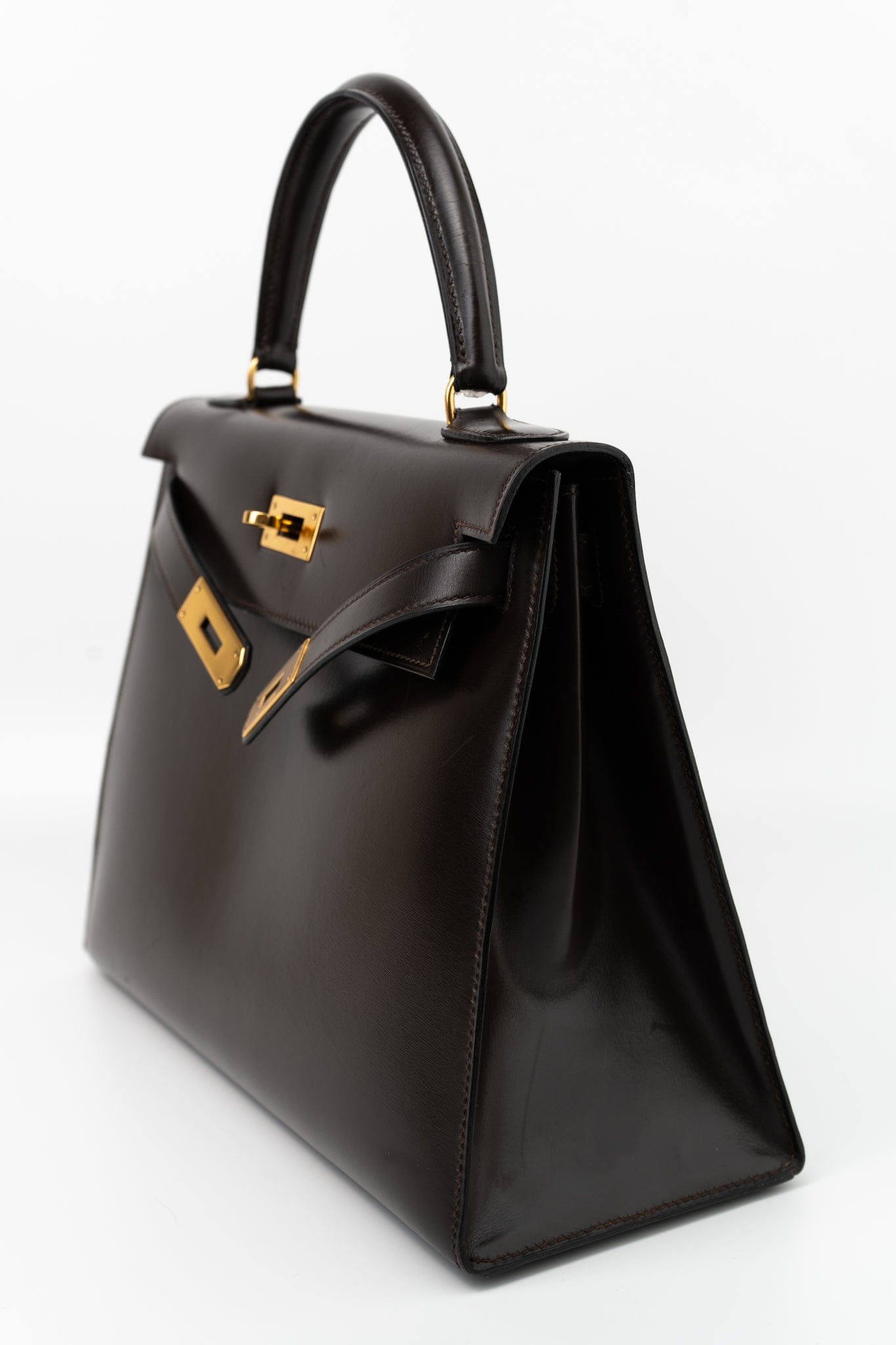 Exclusive HERMÈS Kelly 28 Vintage Box Calfskin Chocolate Bag