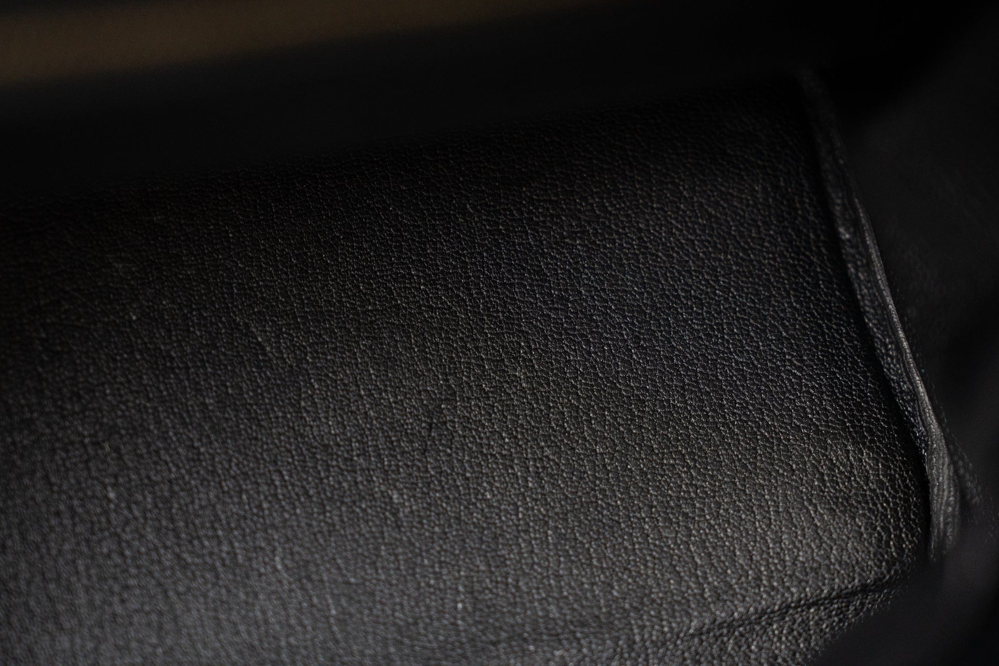 Hermes Handbag Kelly 28 Black Veau Togo Leather Gold Plated C Stamp - Redeluxe