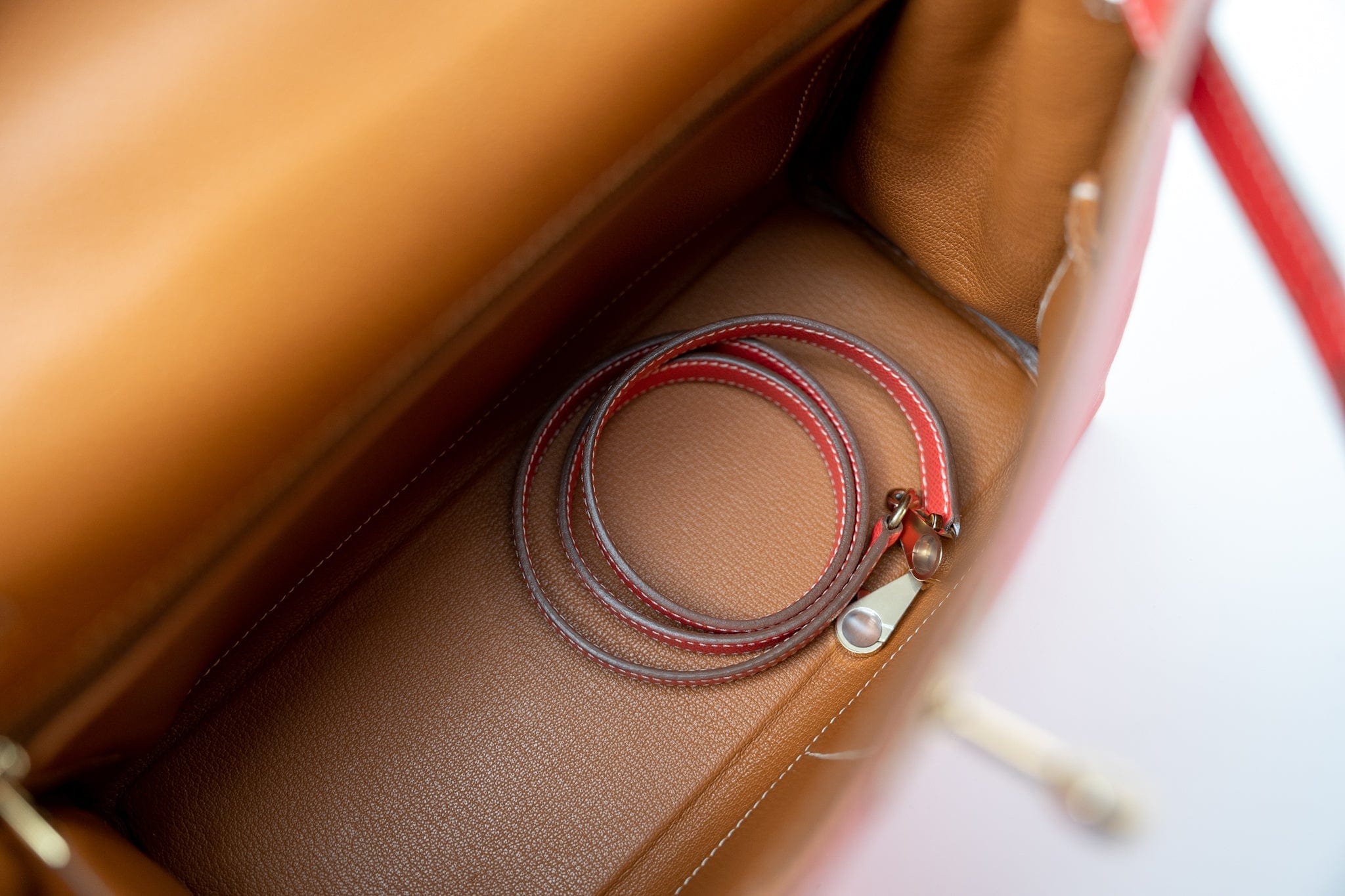 Hermes Handbag Kelly 28 Rose Jaipur Veau Epsom Leather Permabrass Hardware P Stamp - Redeluxe