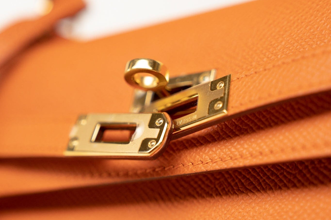 Hermes Handbag Kelly Sellier 25 Orange Veau Epsom Leather Gold Plated R Stamp - Redeluxe