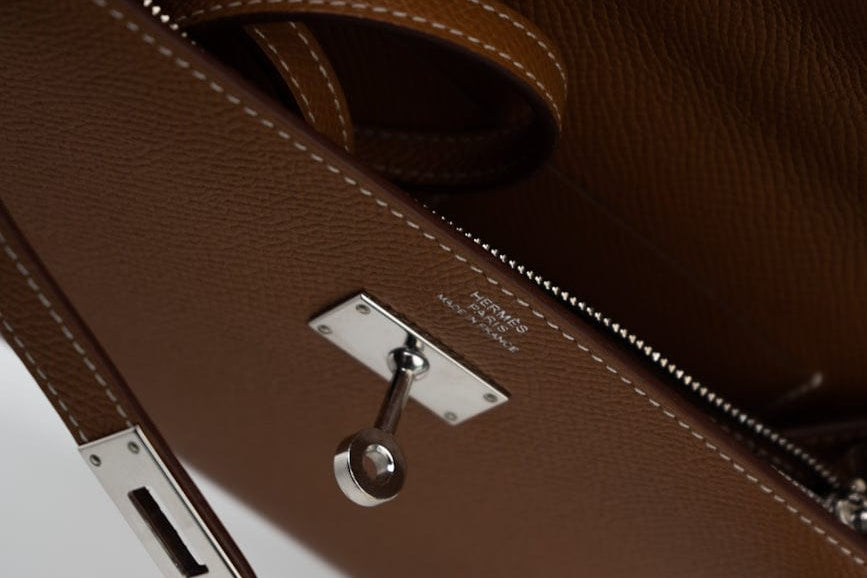 Hermes Handbag Kelly To Go Veau Epsom Leather Palladium Plated 2020 Y - Redeluxe