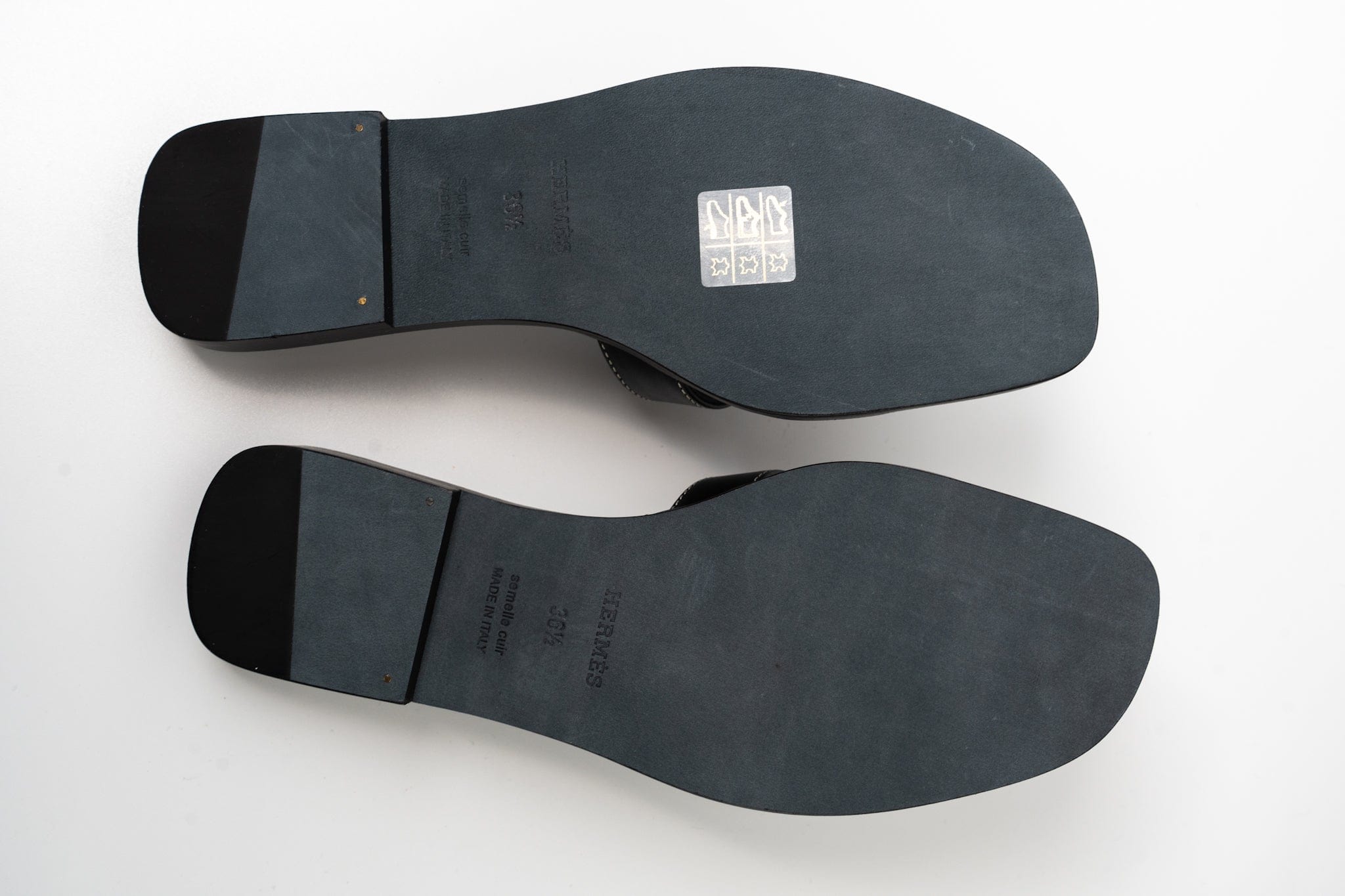 Hermes Sandals Hermès Box Calfskin Oran Sandals Black - Redeluxe