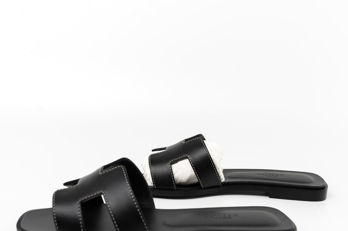 Hermes Sandals Hermès Box Calfskin Oran Sandals Black - Redeluxe