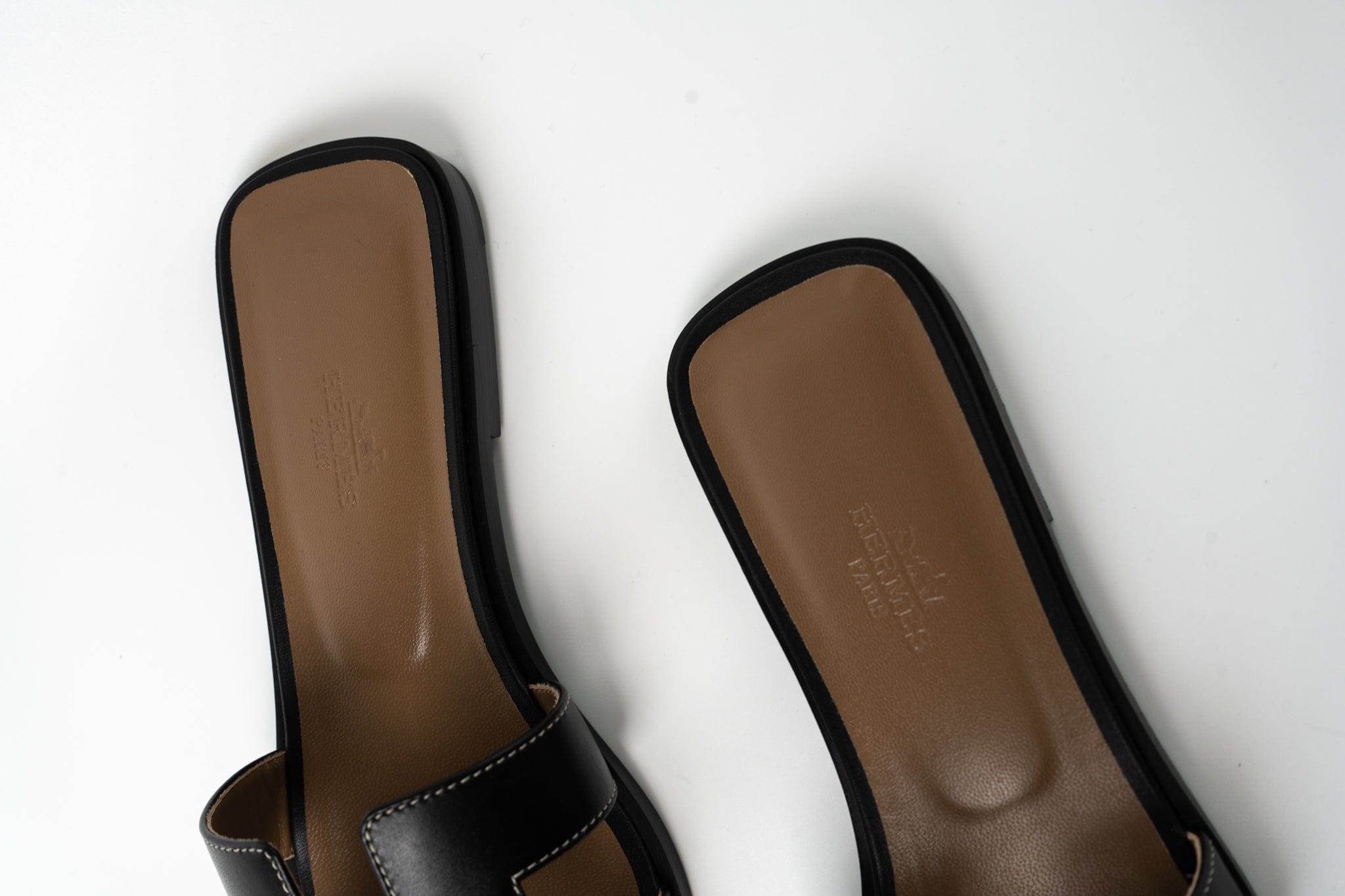 Hermes Sandals Hermès Box Calfskin Oran Sandals Black (Size 38) - Redeluxe