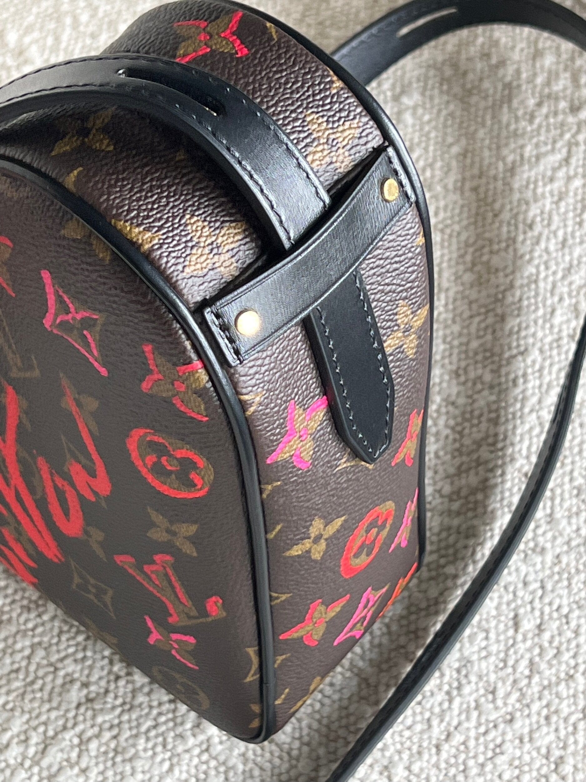 ★LUMEN★ [Exclusive]Valentine Bag_3colors Loungefly Funko Villainous Valentines Crossbody Bag – Circle