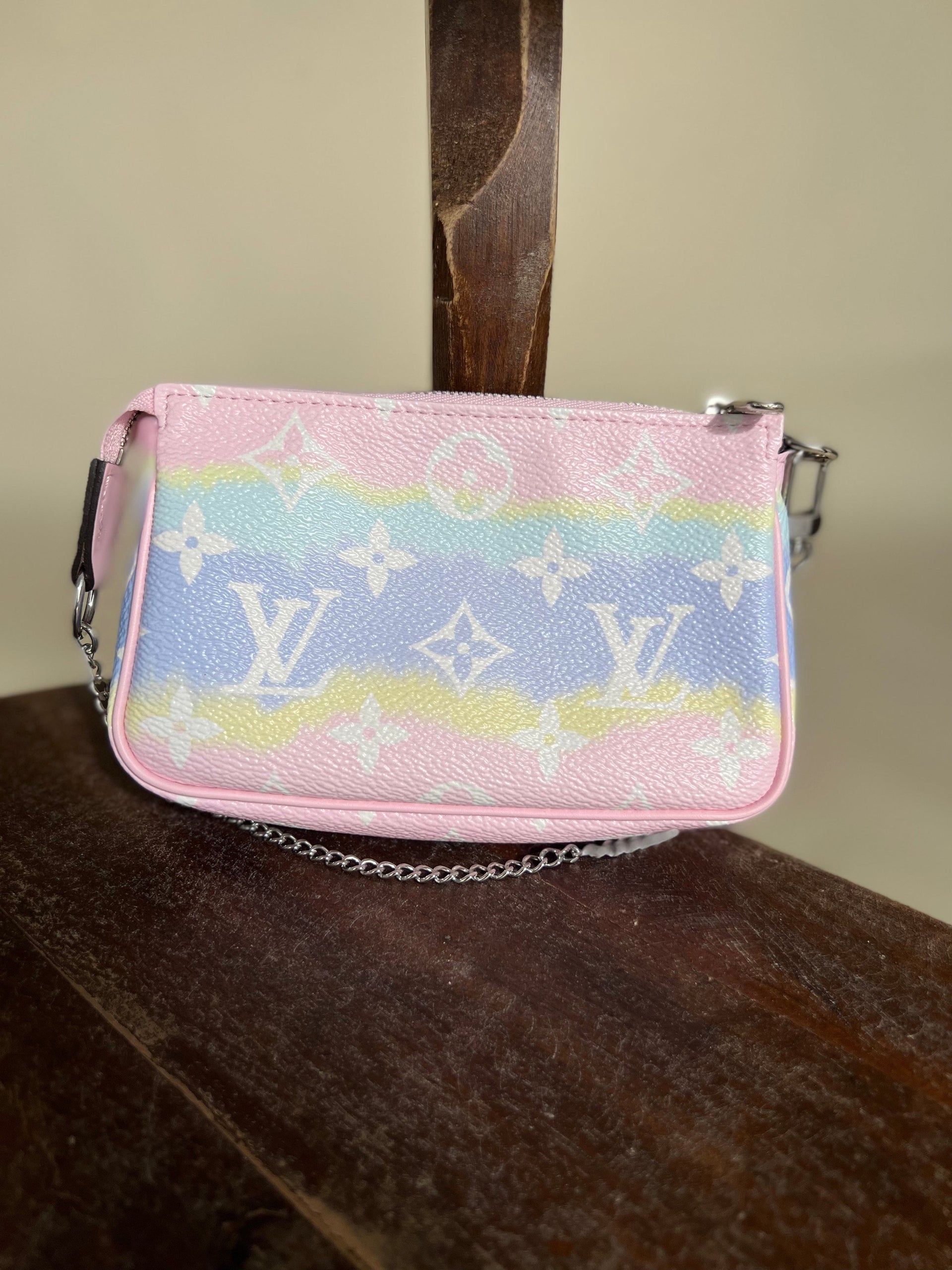 Mini pochette monogram hotsell