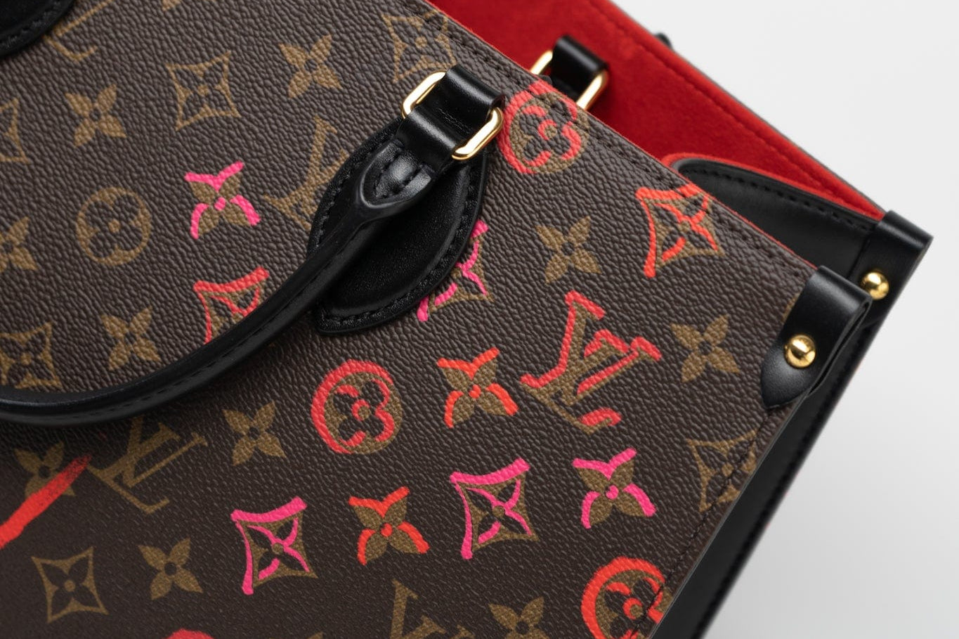 Louis Vuitton Handbag Red LOUIS VUITTON- Onthego MM Valentine’s Day Collection - Redeluxe
