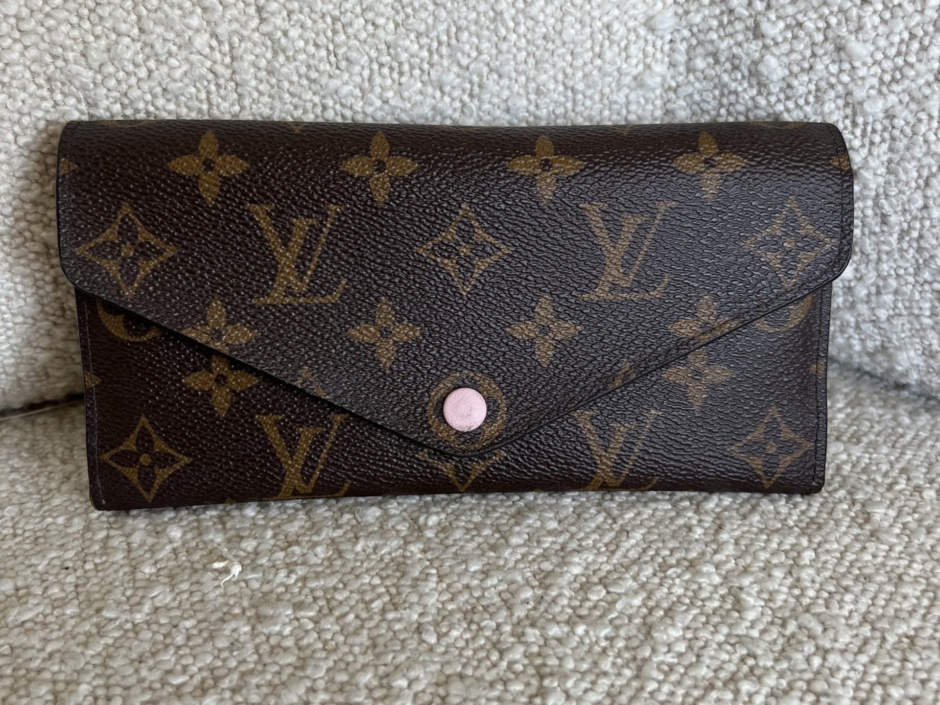 Louis Vuitton Pouch Purse Brown Louis Vuitton Rose Ballerine Monogram Canvas Josephine Wallet - Redeluxe